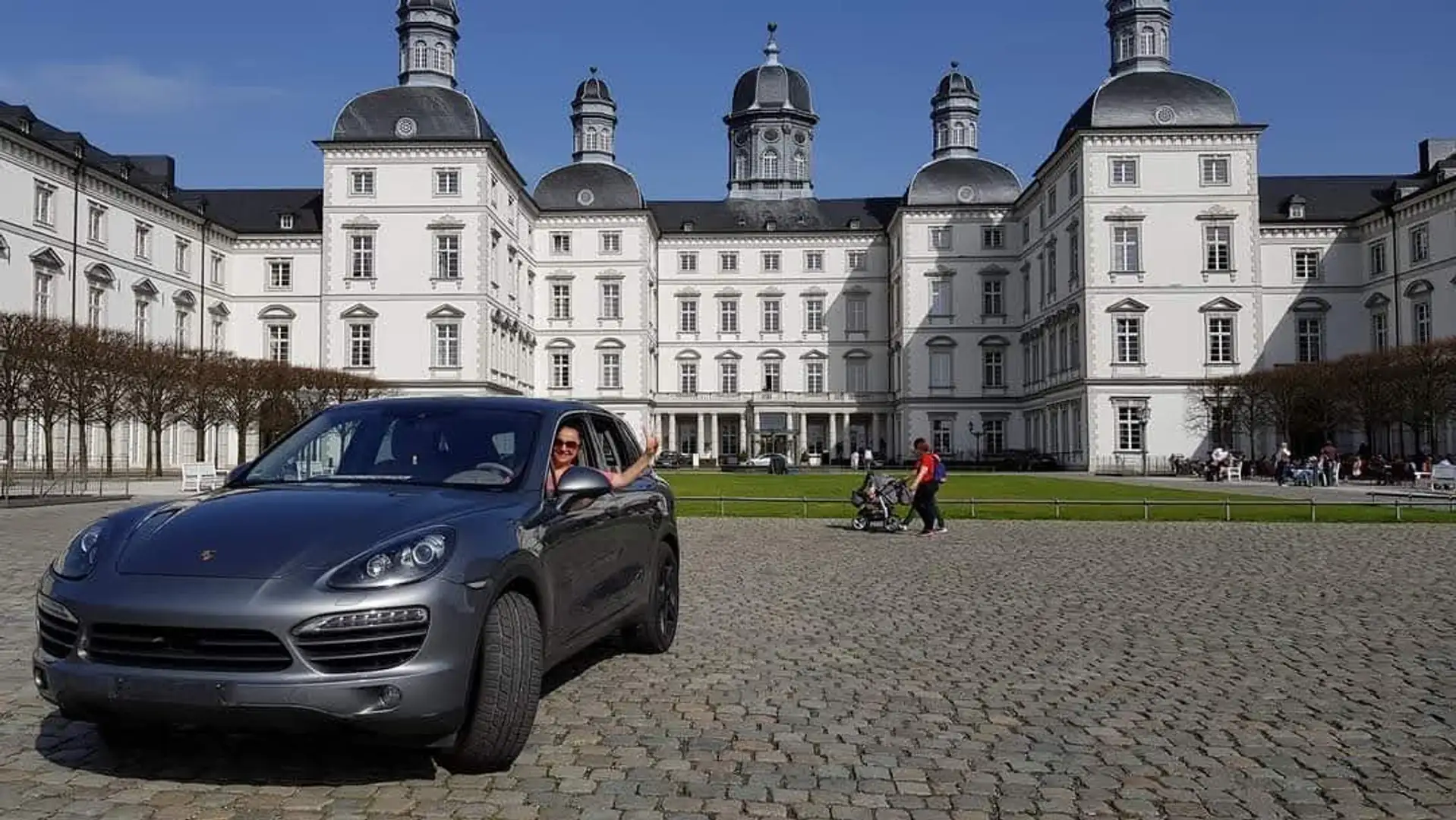 Porsche Cayenne S Diesel,4,2l,8V,rear seat,DVD,TV, 4fach klima Grau - 1