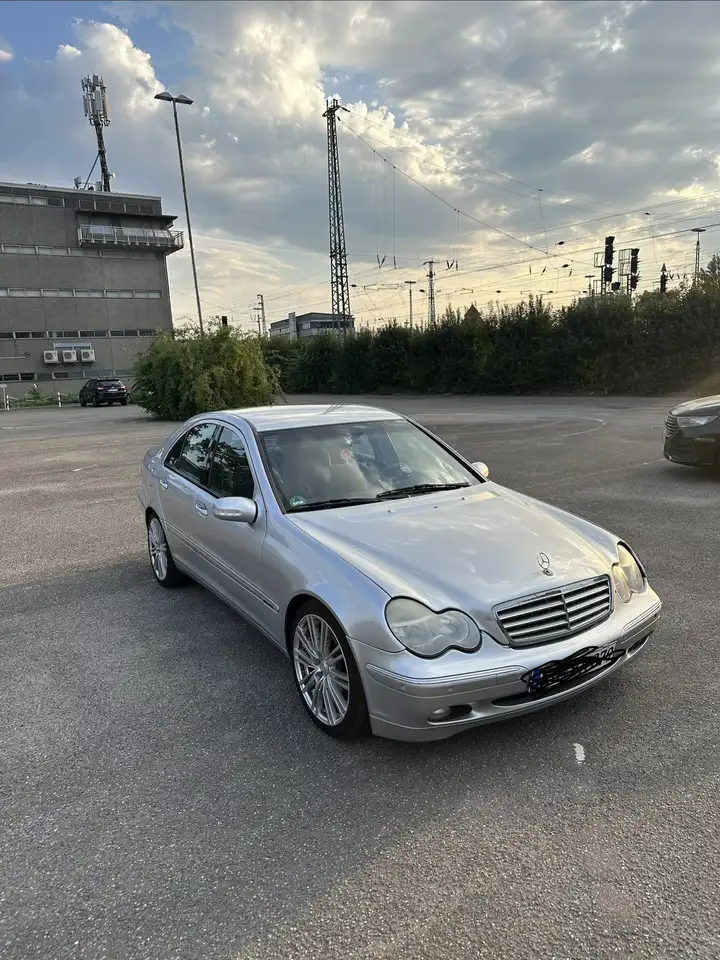 Mercedes-Benz C 240 Sport, foto 2