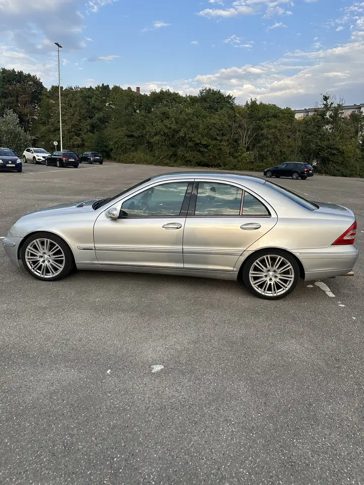 Mercedes-Benz C 240 Sport, foto 6