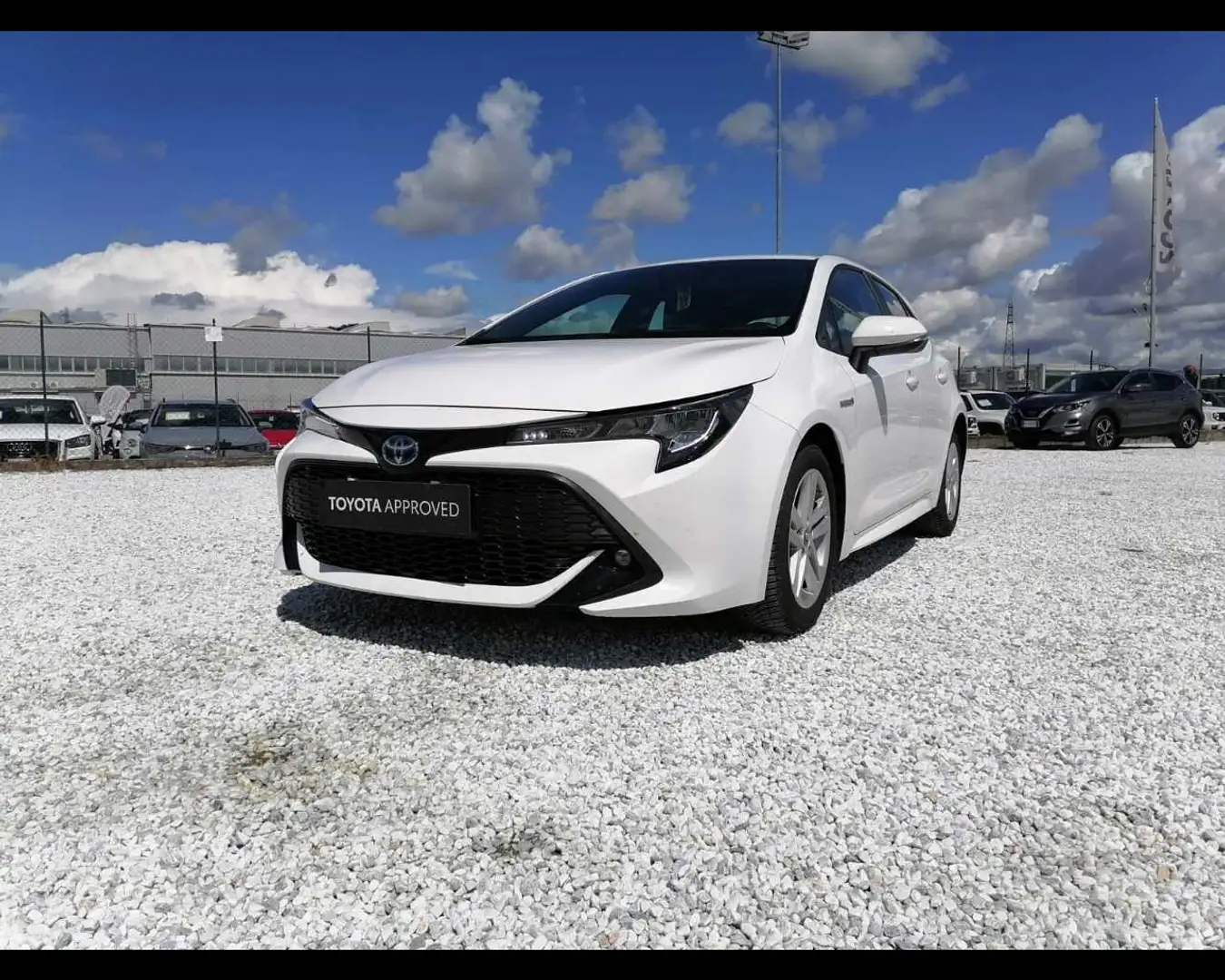 Toyota Corolla 1.8 Hybrid Active Bianco - 1