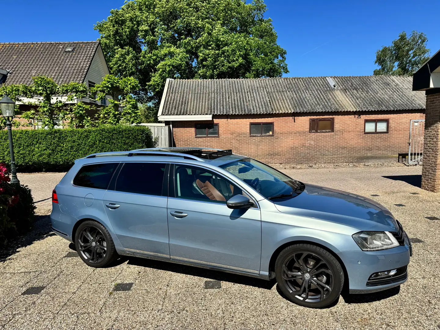 Volkswagen Passat Passat 2.0 TDI Highl. BlM Blauw - 1