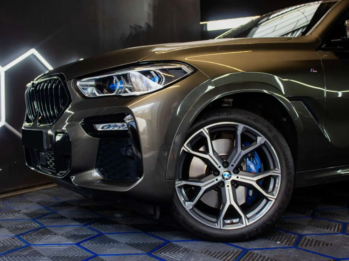 BMW X6 M 50 M 50i Белый - 2