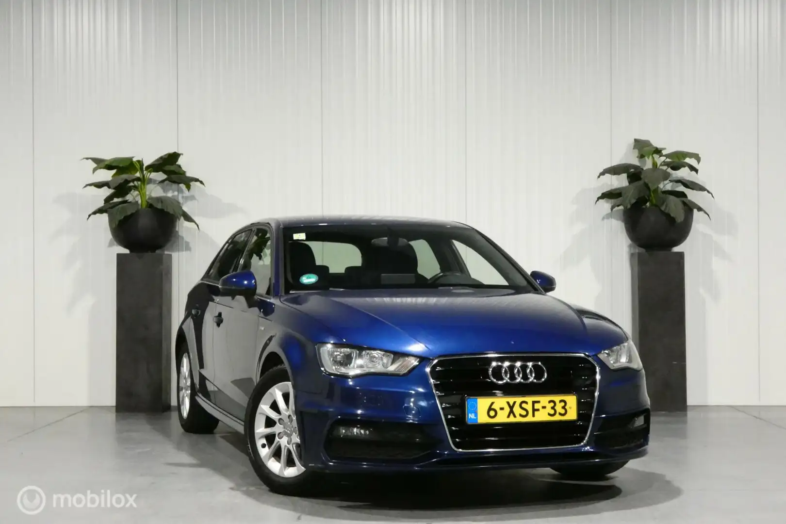 Audi A3 Sportback 1.2 TFSI Attraction Pro Line plus Bleu - 2