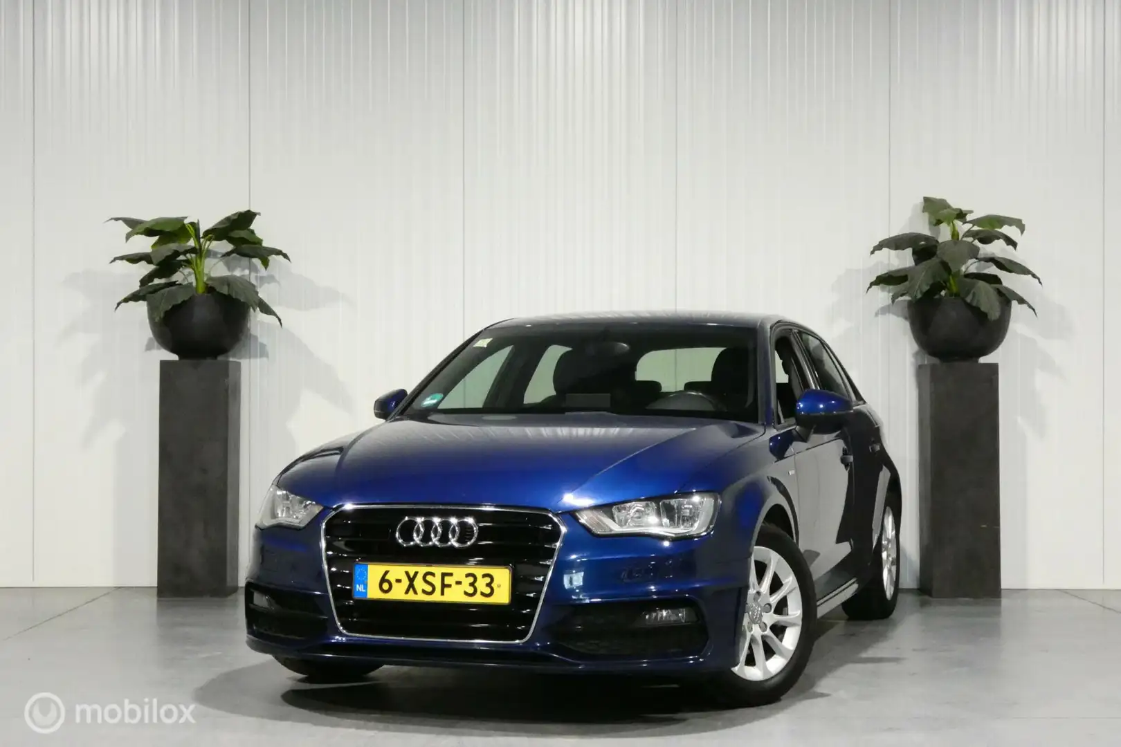 Audi A3 Sportback 1.2 TFSI Attraction Pro Line plus Bleu - 1