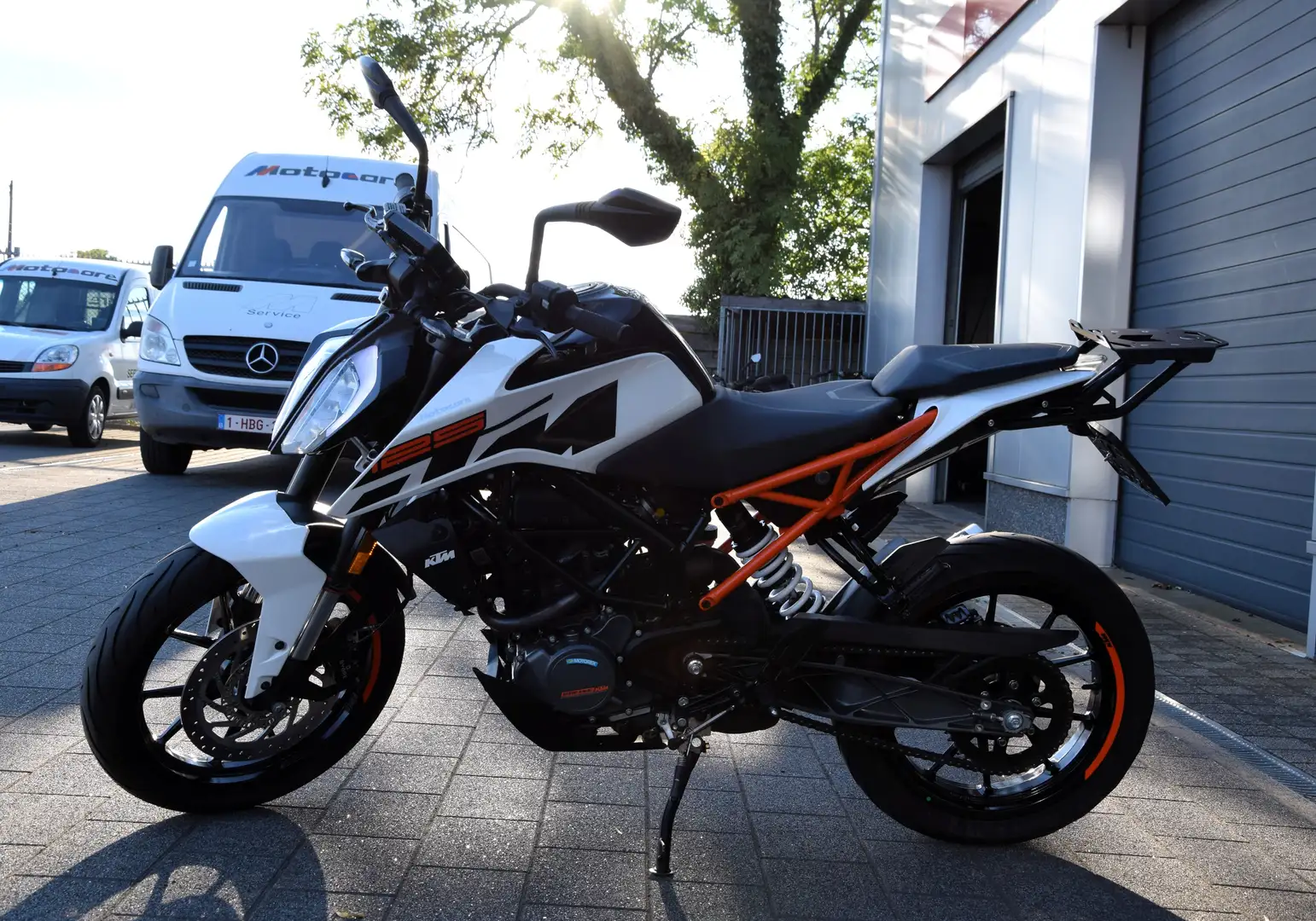 KTM 125 Duke Wit - 2