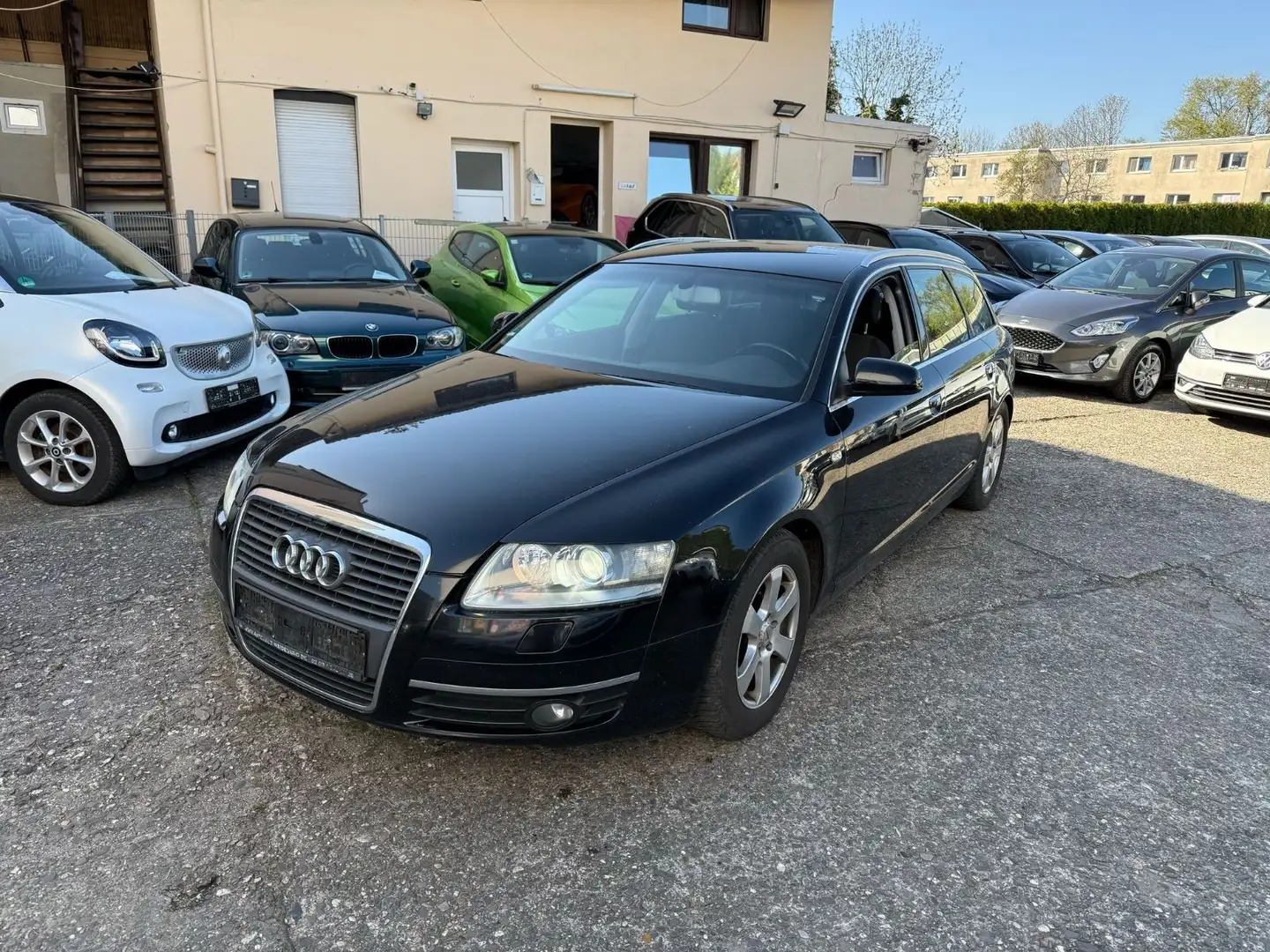 Audi A6 Avant 2.4*Aut*Klimaau*Xen*Navi*PDS Schwarz - 2