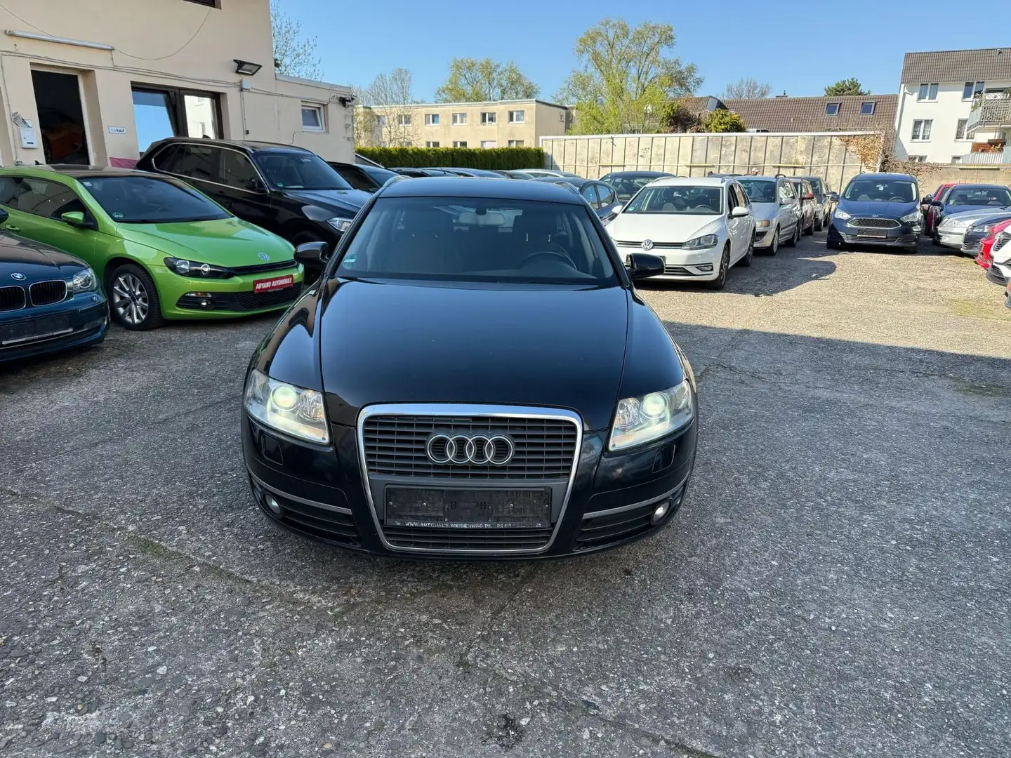 Audi A6 Avant 2.4*Aut*Klimaau*Xen*Navi*PDS Schwarz - 1