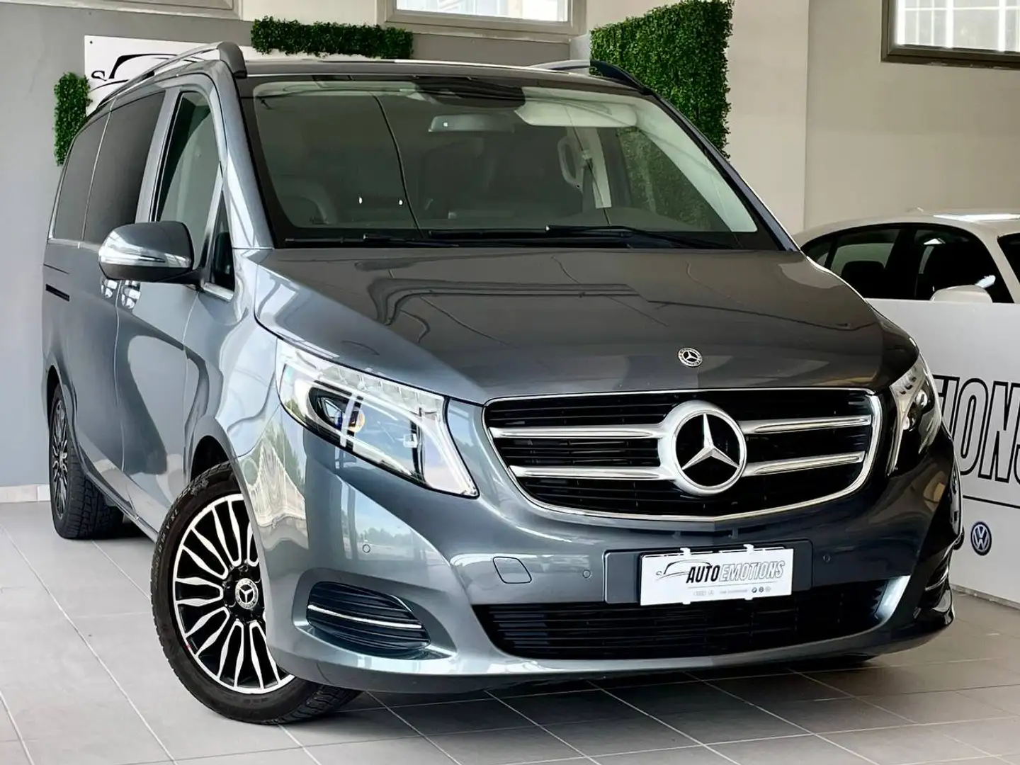 Mercedes-Benz V 250 Automatic Premium Long - 8 POSTI Grigio - 1