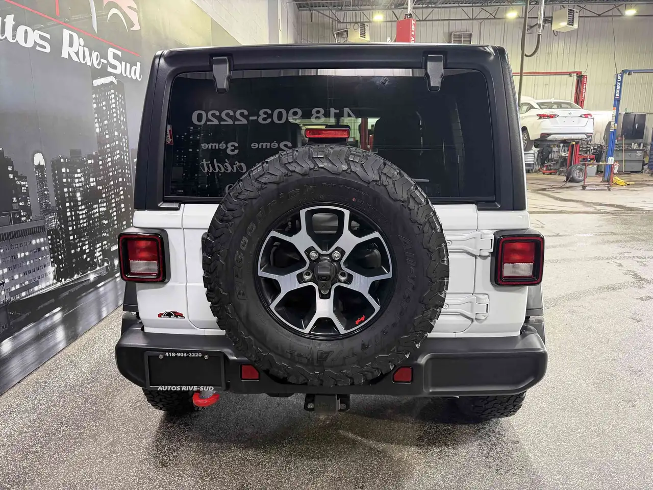 Jeep Wrangler снимка Jeep Wrangler