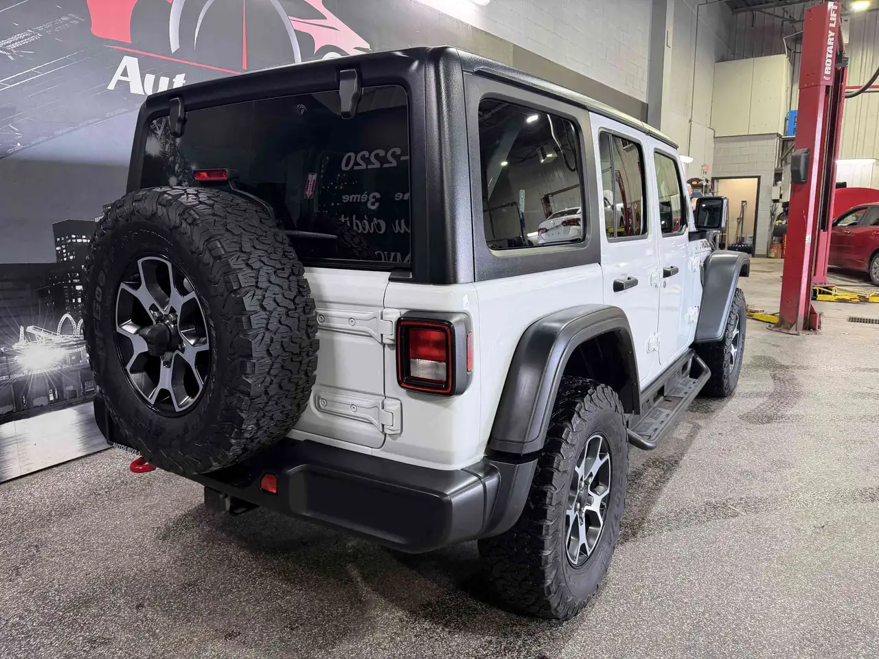 Jeep Wrangler снимка Jeep Wrangler