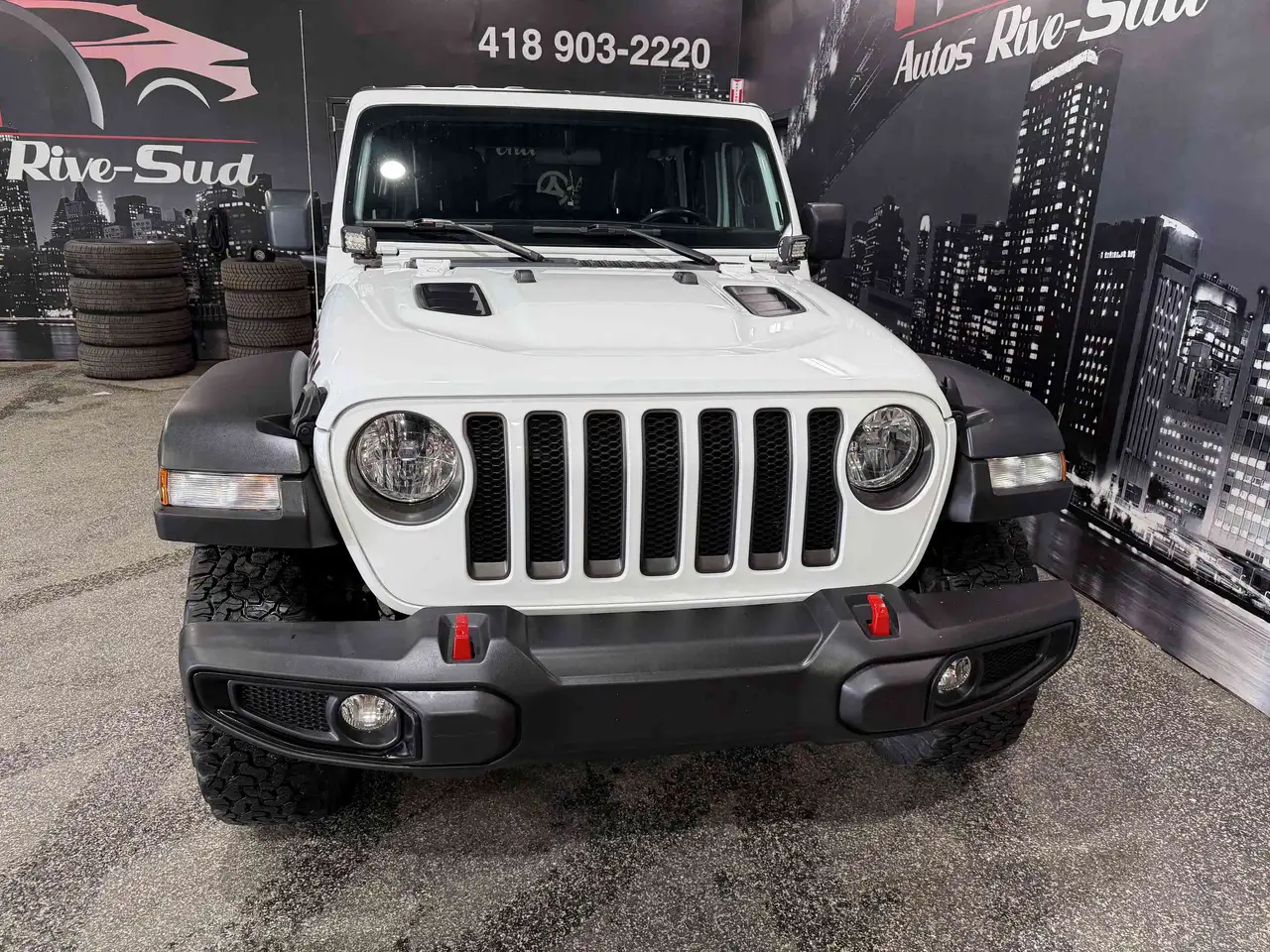 Jeep Wrangler снимка Jeep Wrangler