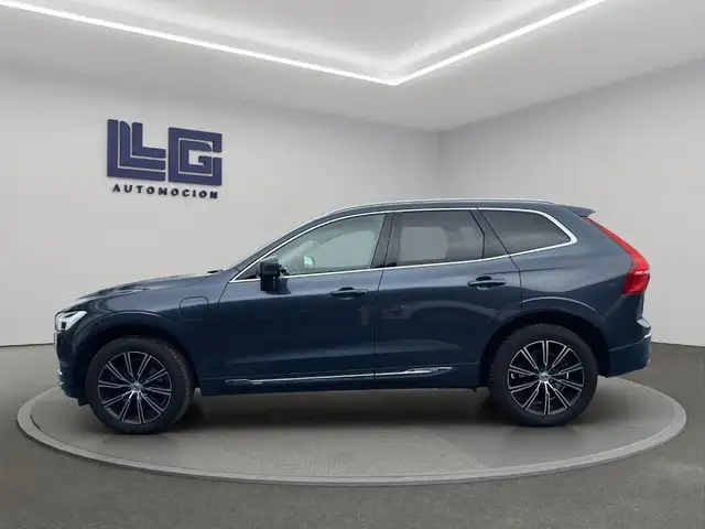 Volvo XC60 view 8