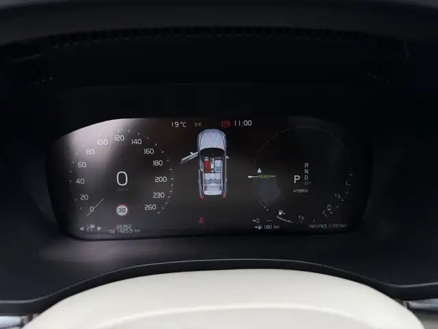 Volvo XC60 view 11