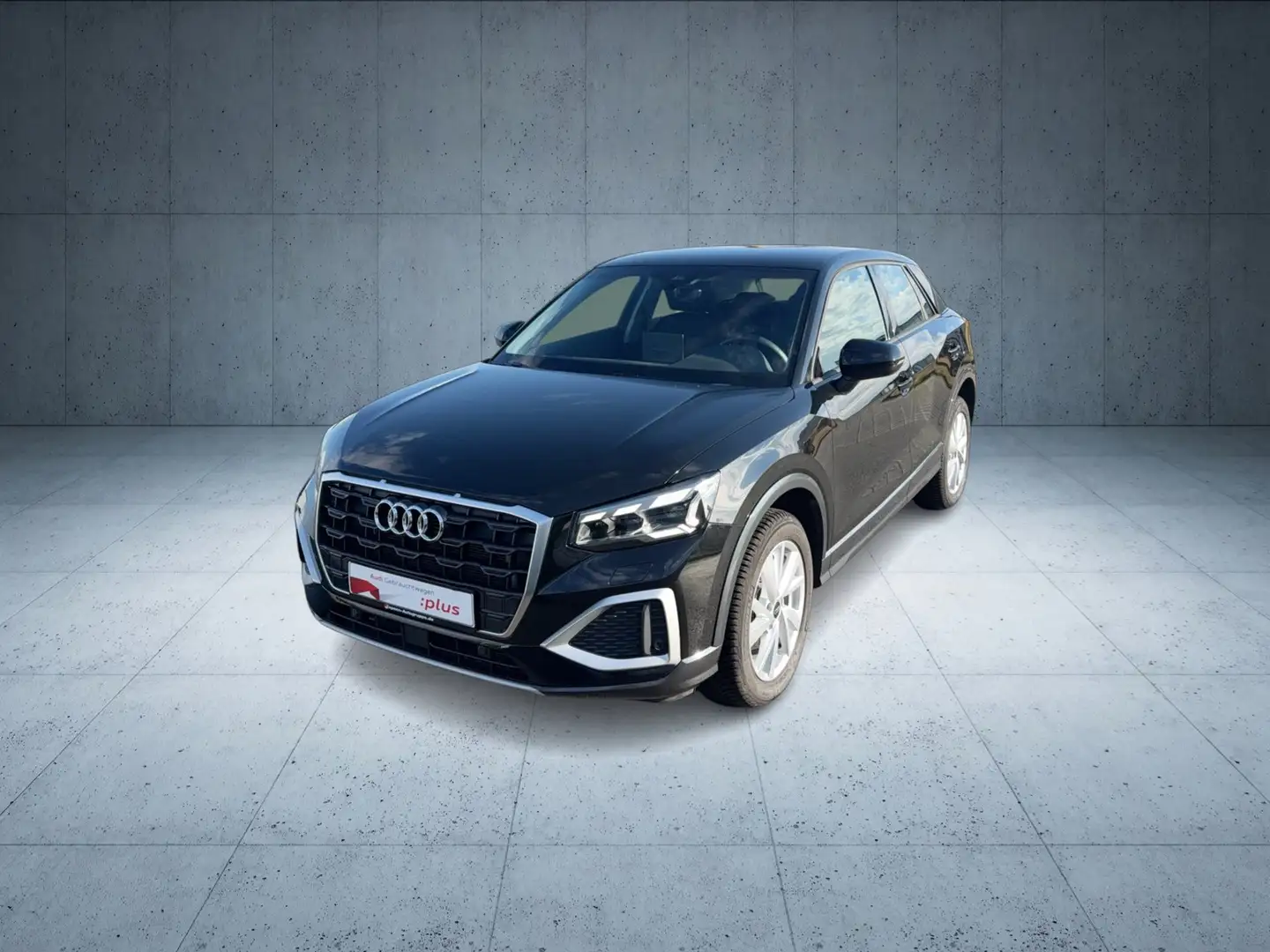 Audi Q2 advanced 35 TFSI S tr. Matrix ACC AHK Navi 17 Schwarz - 2