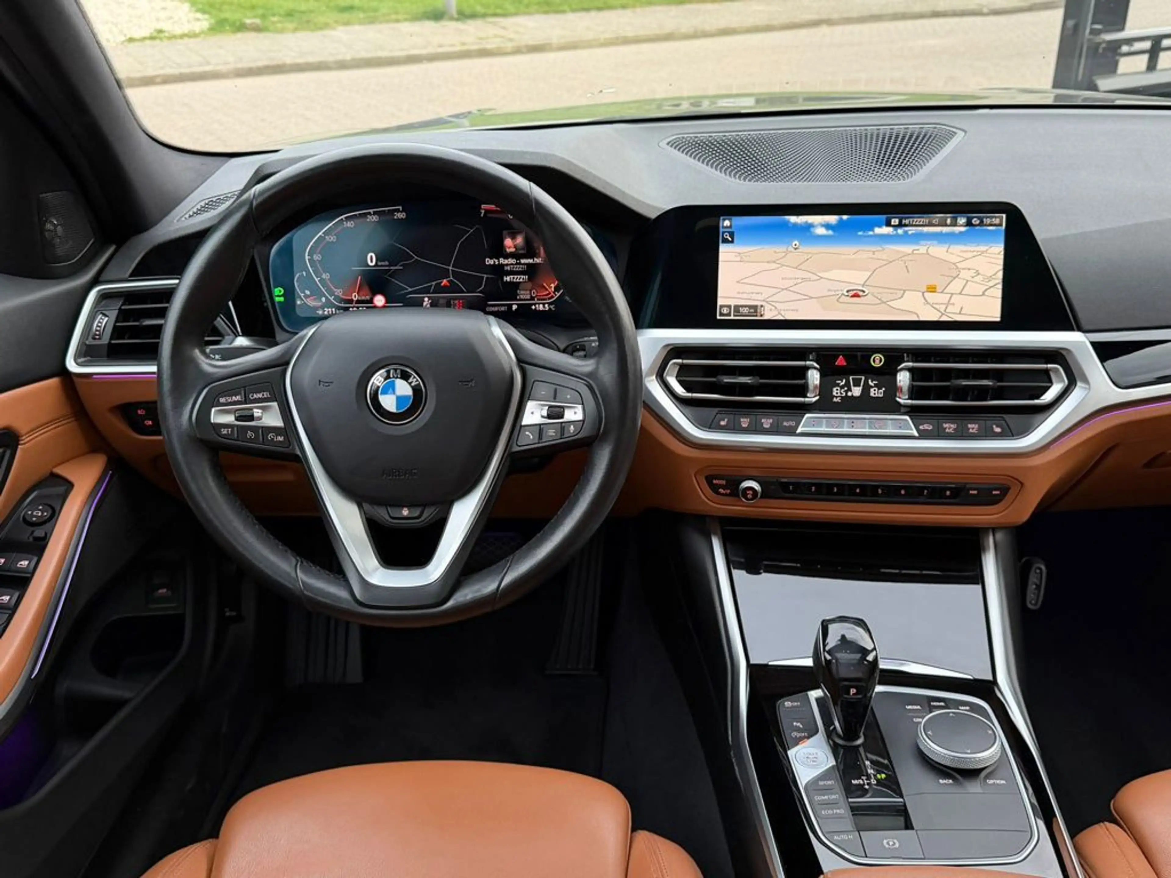 BMW 330 3-Serie Touring 330i Individual Edition Oxidgrau P — photo 9
