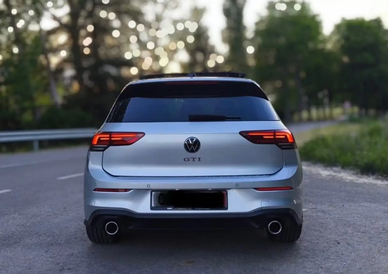 Volkswagen Golf GTI 2.0 TSI 180kW - 2