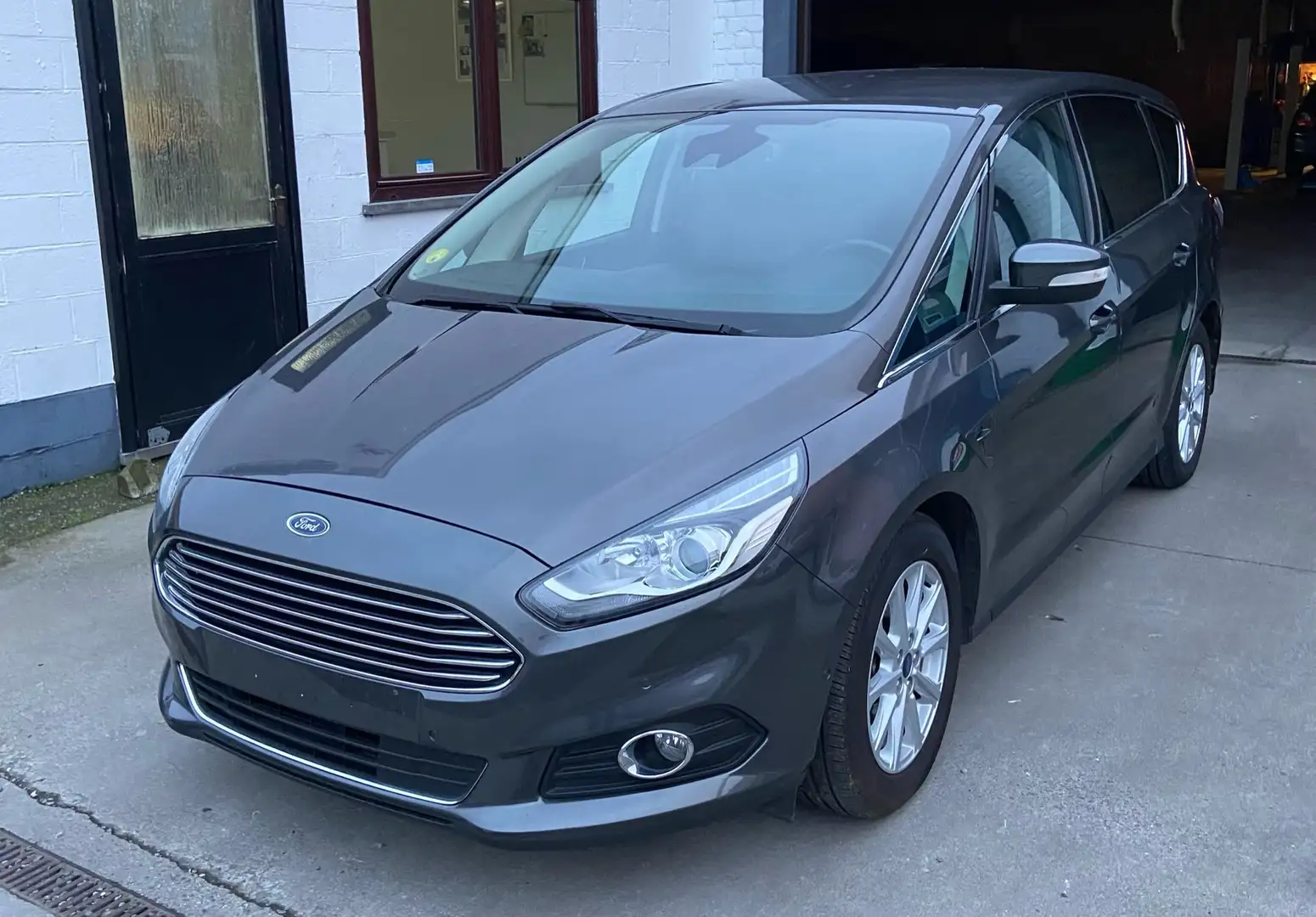 Ford S-Max 2.0 TDCi Titanium PowerShift/ 7 places/ 12M G. Gris - 1