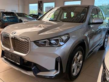 iX1 66.5 kWh xDrive30