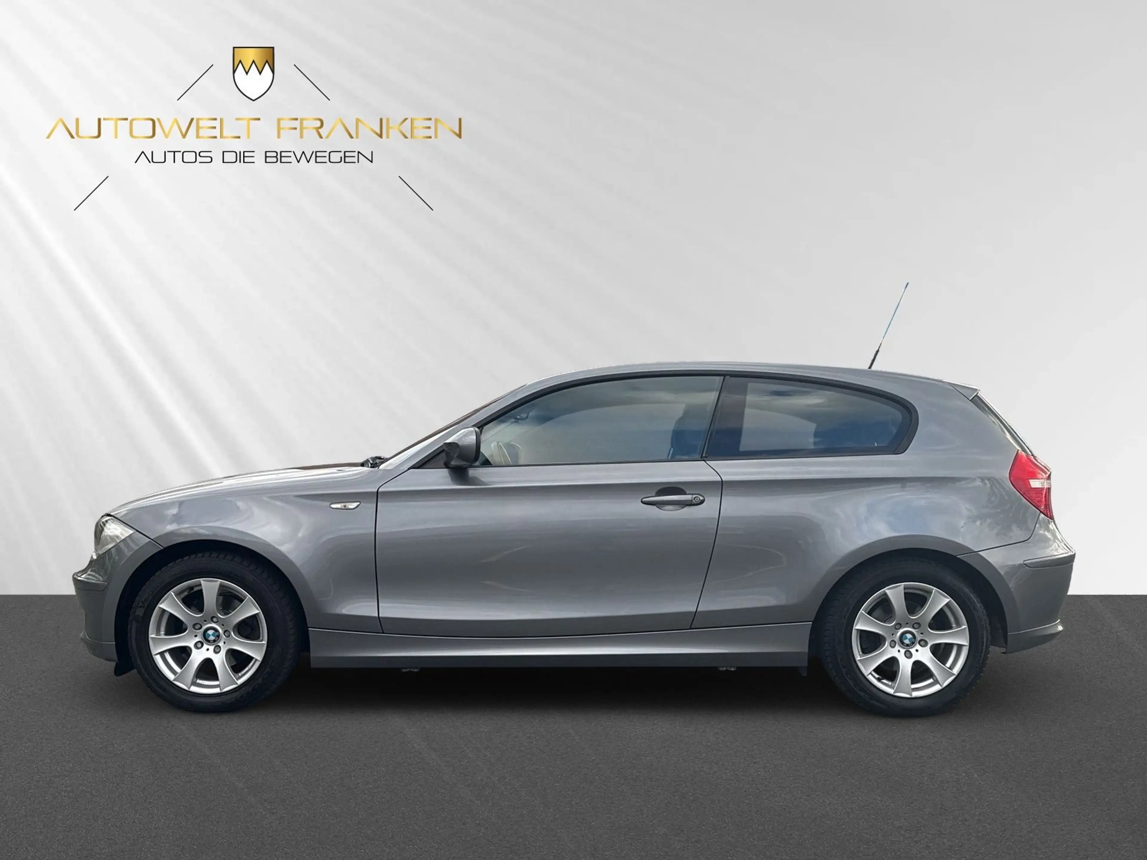 BMW 116 i *SERVICE NEU*BREMSEN NEU*TÜV 03/2028* — photo 4