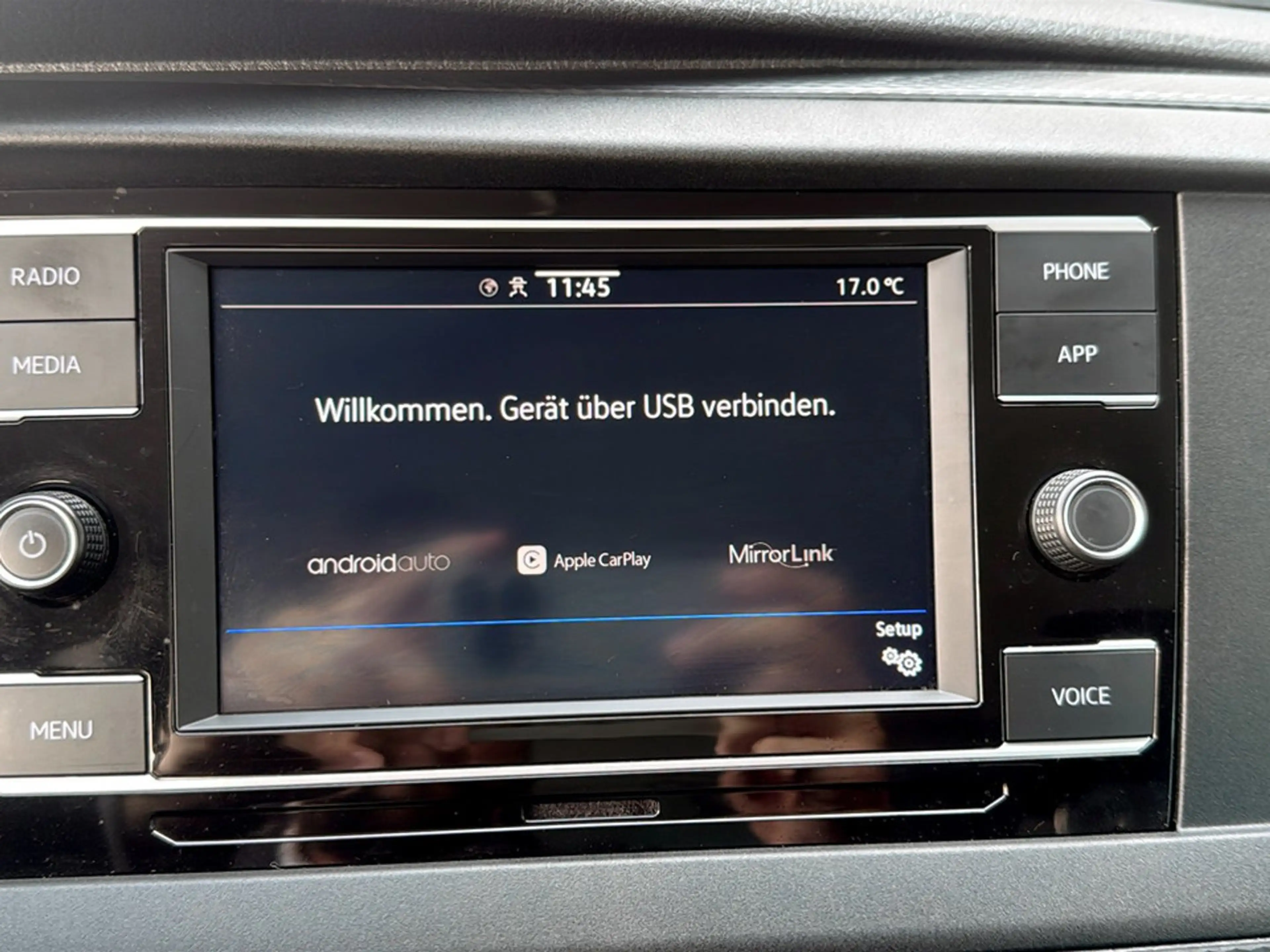 Volkswagen T6.1 Transporter Kombi LR TDI 4MOTION — photo 21