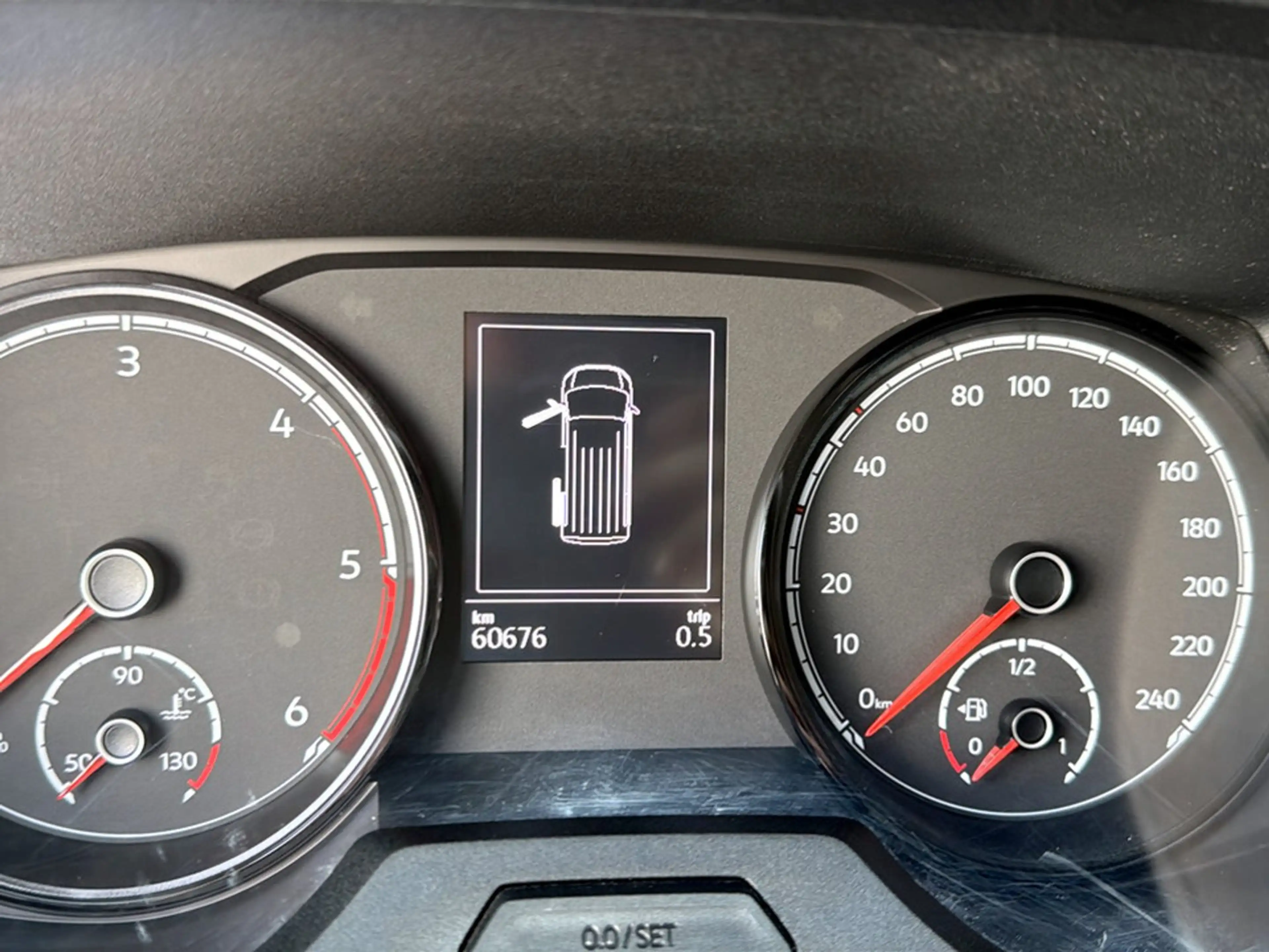 Volkswagen T6.1 Transporter Kombi LR TDI 4MOTION — photo 18