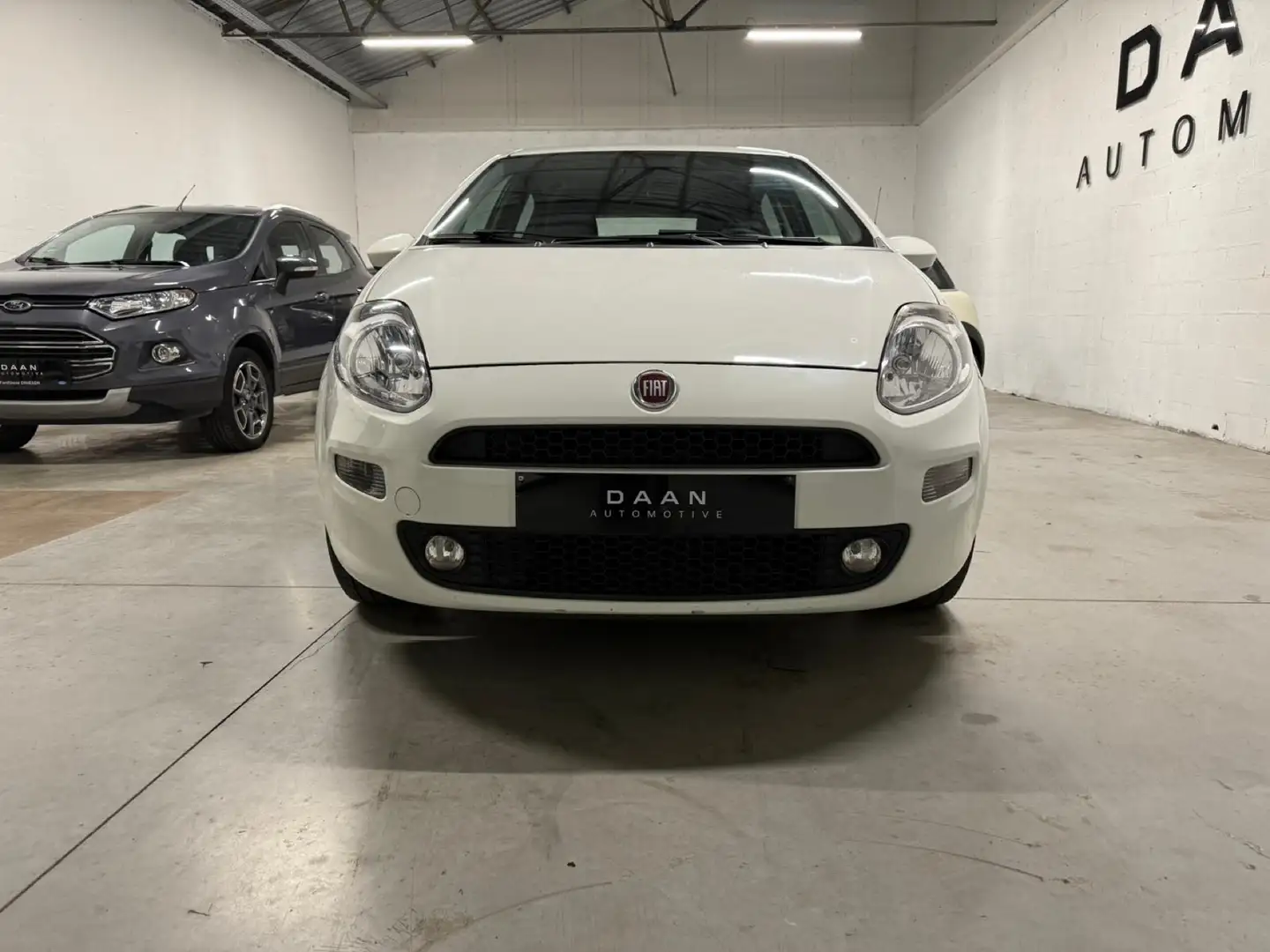 Fiat Punto 1.2i TRES PROPRE - 2