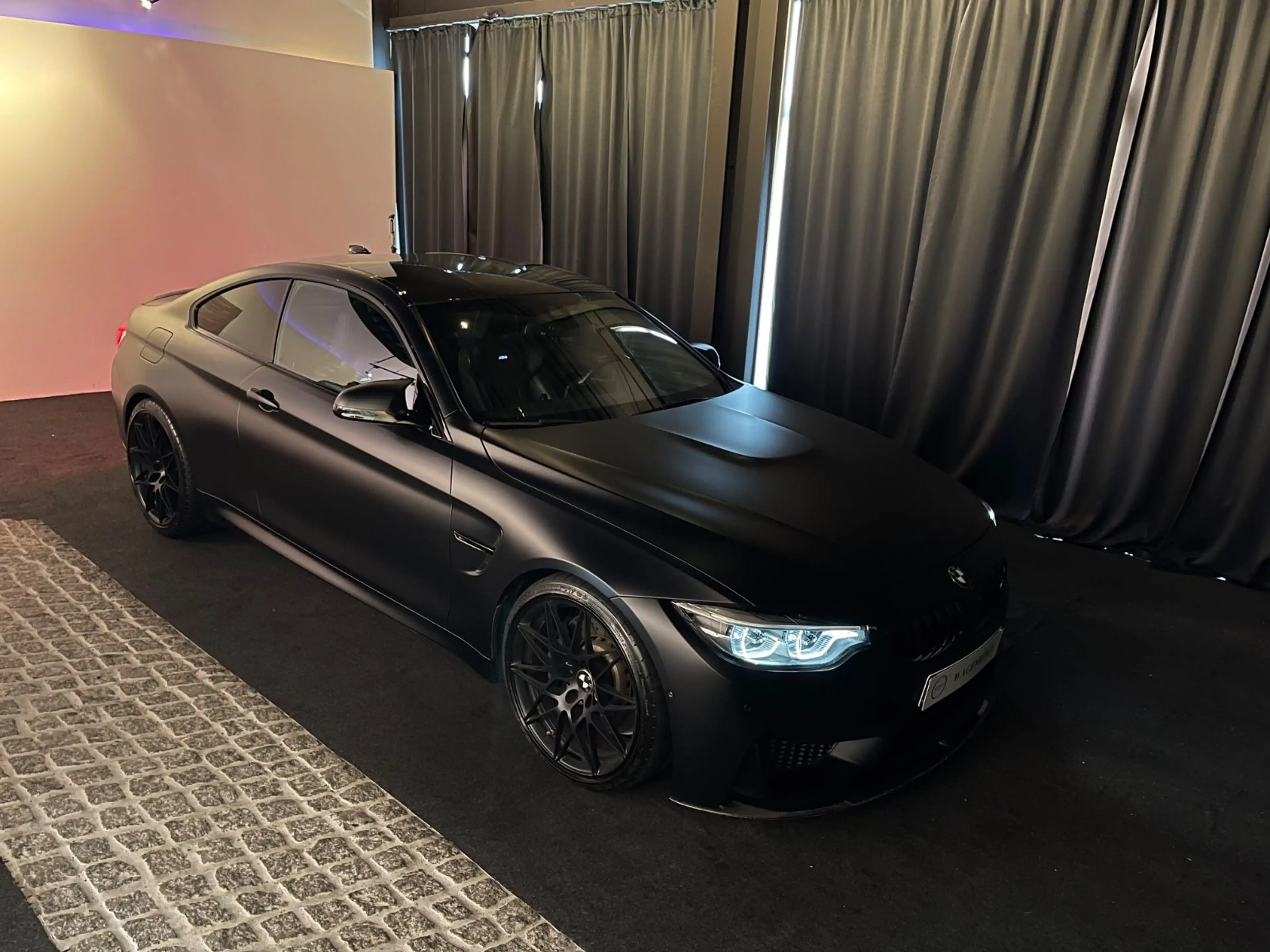 BMW M4 BMW M4 F82 Competition | 450 PS | Deutsches — photo 12