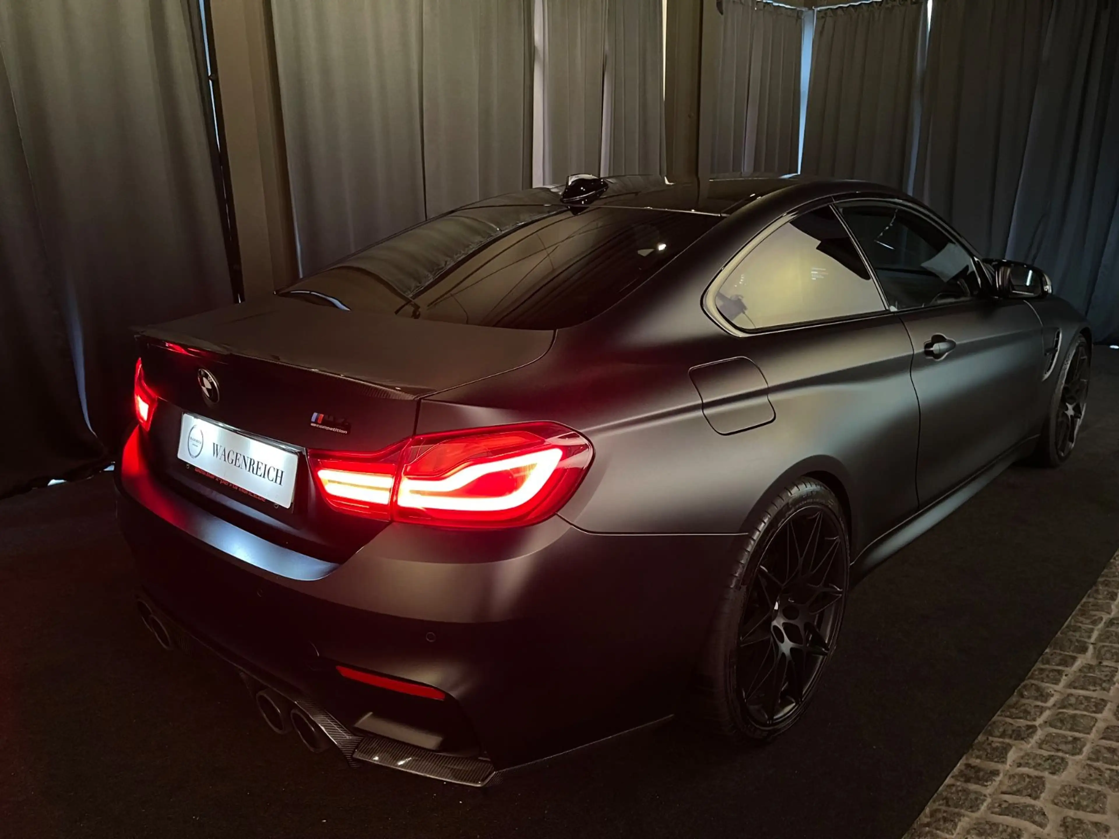 BMW M4 BMW M4 F82 Competition | 450 PS | Deutsches — photo 14