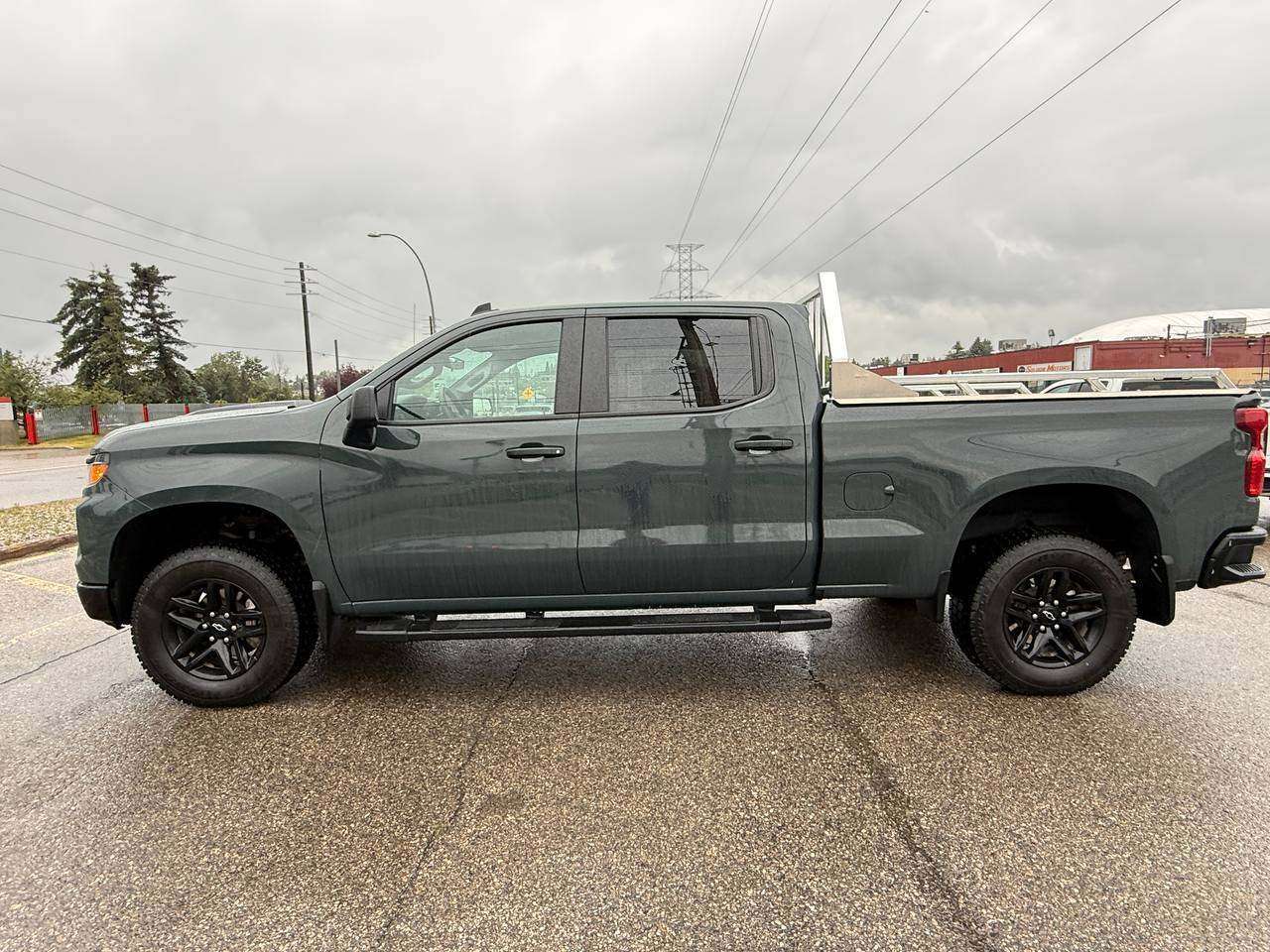 2026 Chevrolet Silverado 1500 4WD Crew Cab 157 Custom Trail Boss — снимка 1