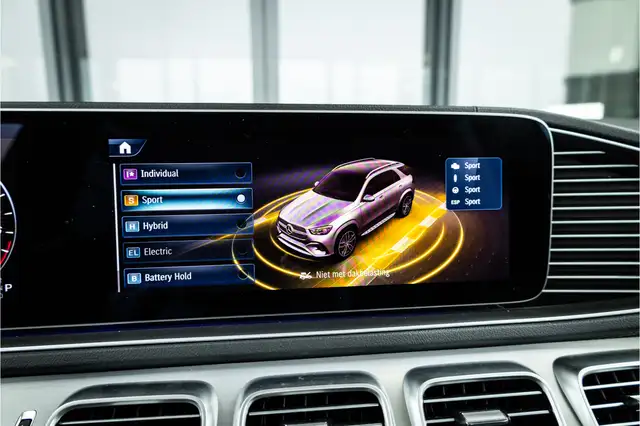 Mercedes-Benz GLE view 15