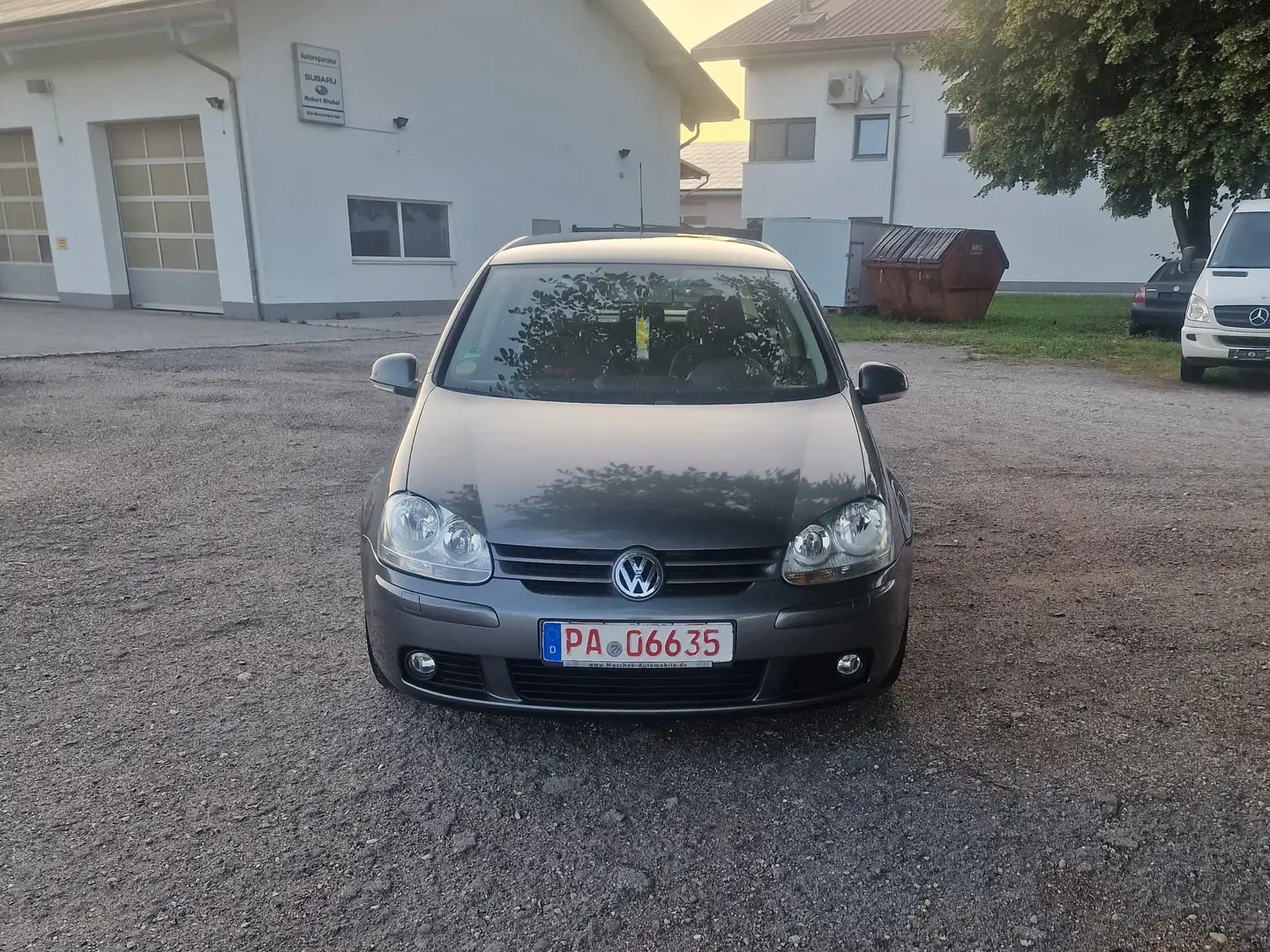 Volkswagen Golf Goal Grau - 1