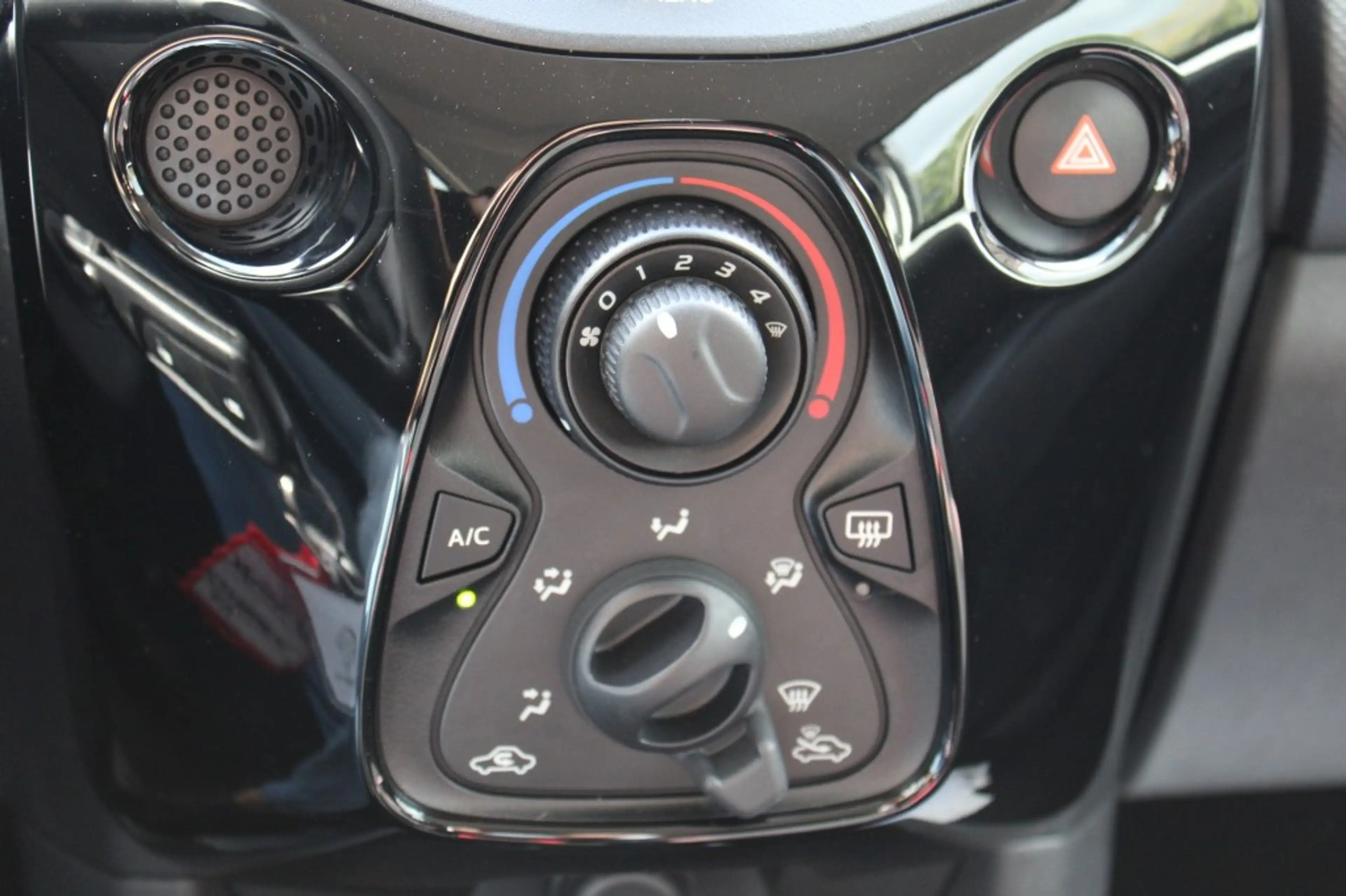 Citroen C1 1.0 VTi Feel Airco/Radio/APK/Bluetooth/USB/Trekhaa — photo 9