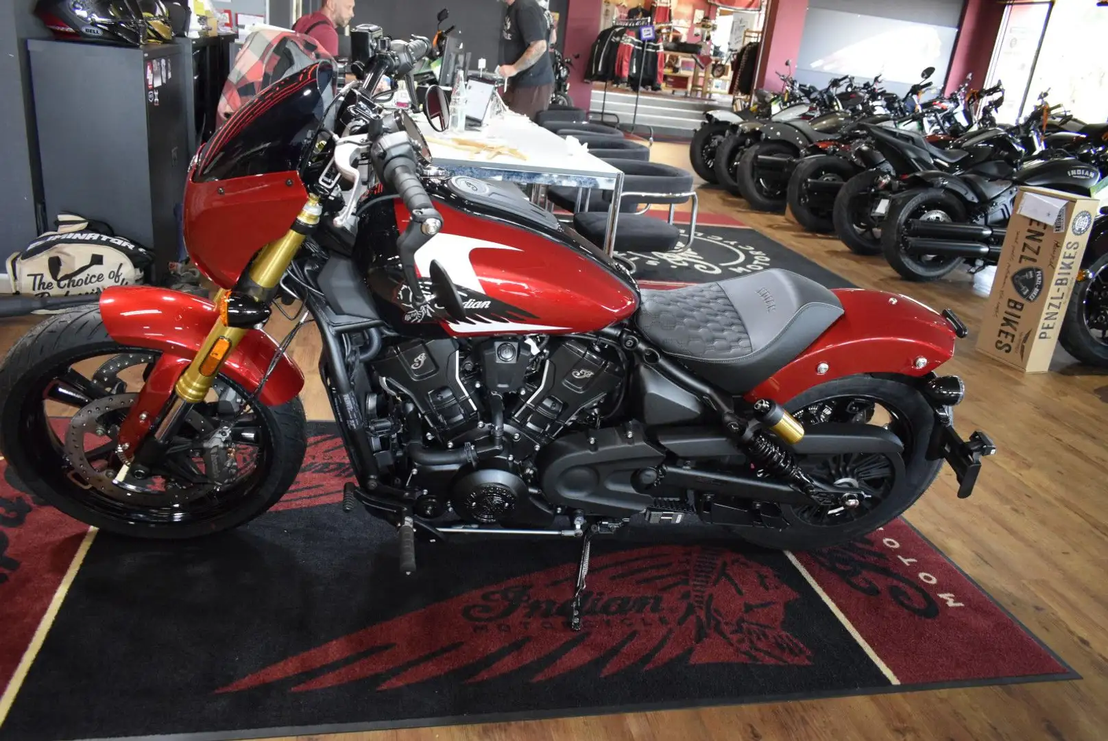Indian Scout 101  2025  LIMITED + TECH  Navi U.V.M. Rot - 2