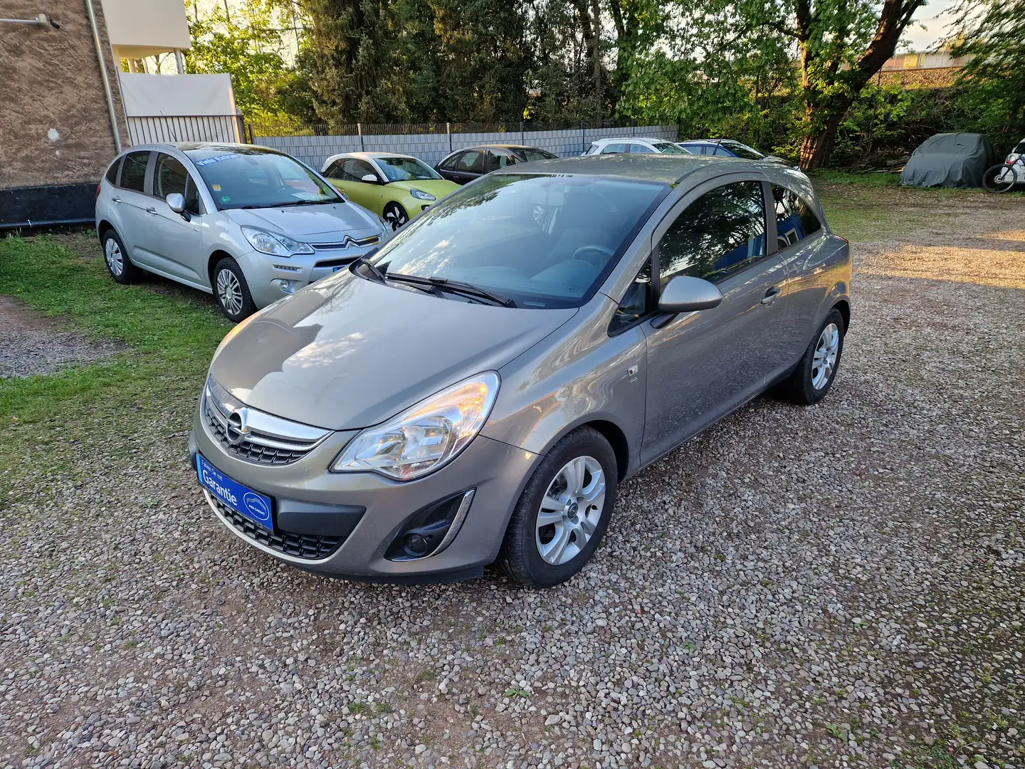 Opel Corsa D 1.4 Klima 99Tkm Sitzhzg ESP Alu PDC OPC-Line Grau - 1