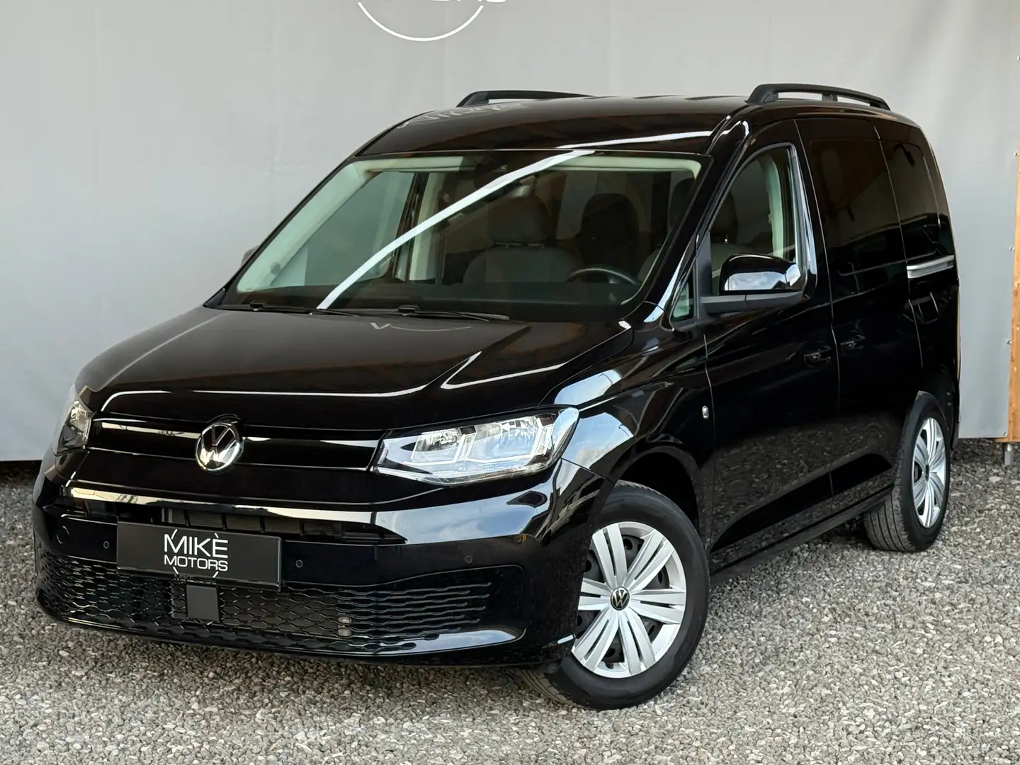 Volkswagen Caddy 1,5 TSI Schwarz - 2
