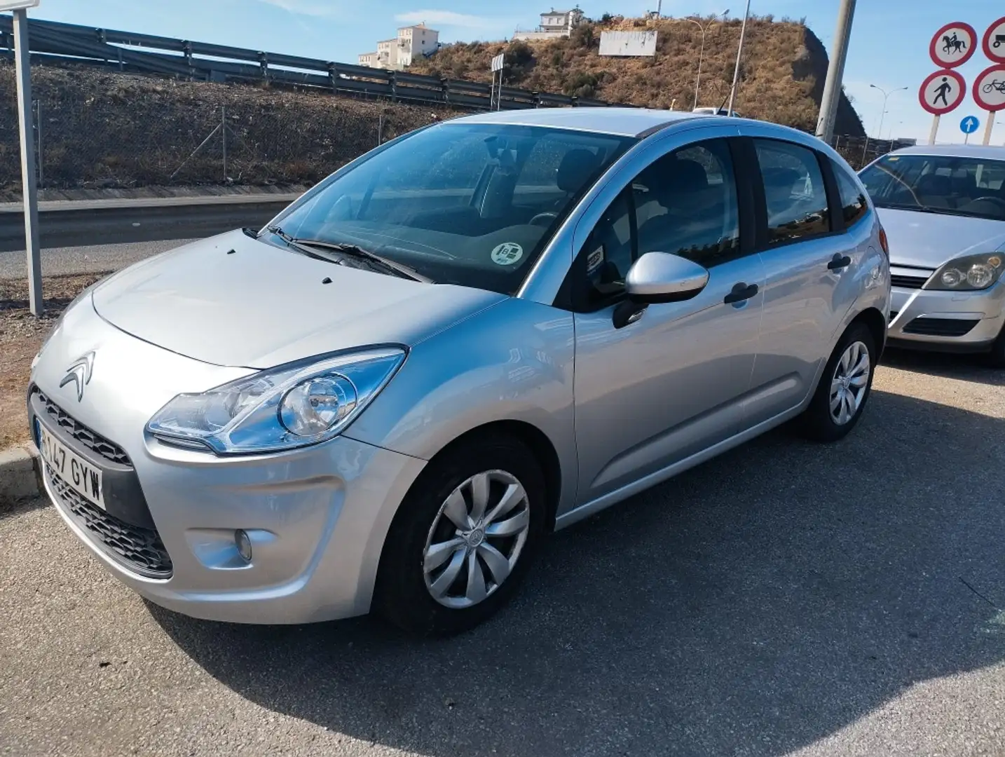 Citroen C3 1.4HDi Business Argent - 1