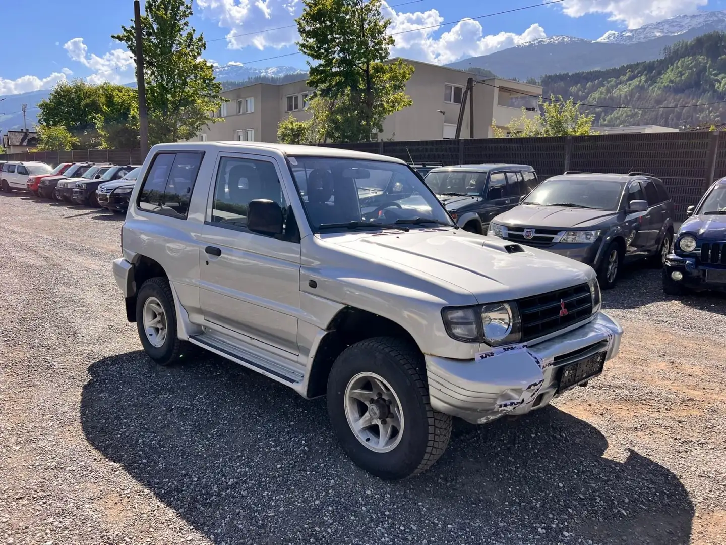 Mitsubishi Pajero GL 2,5 TD - 1