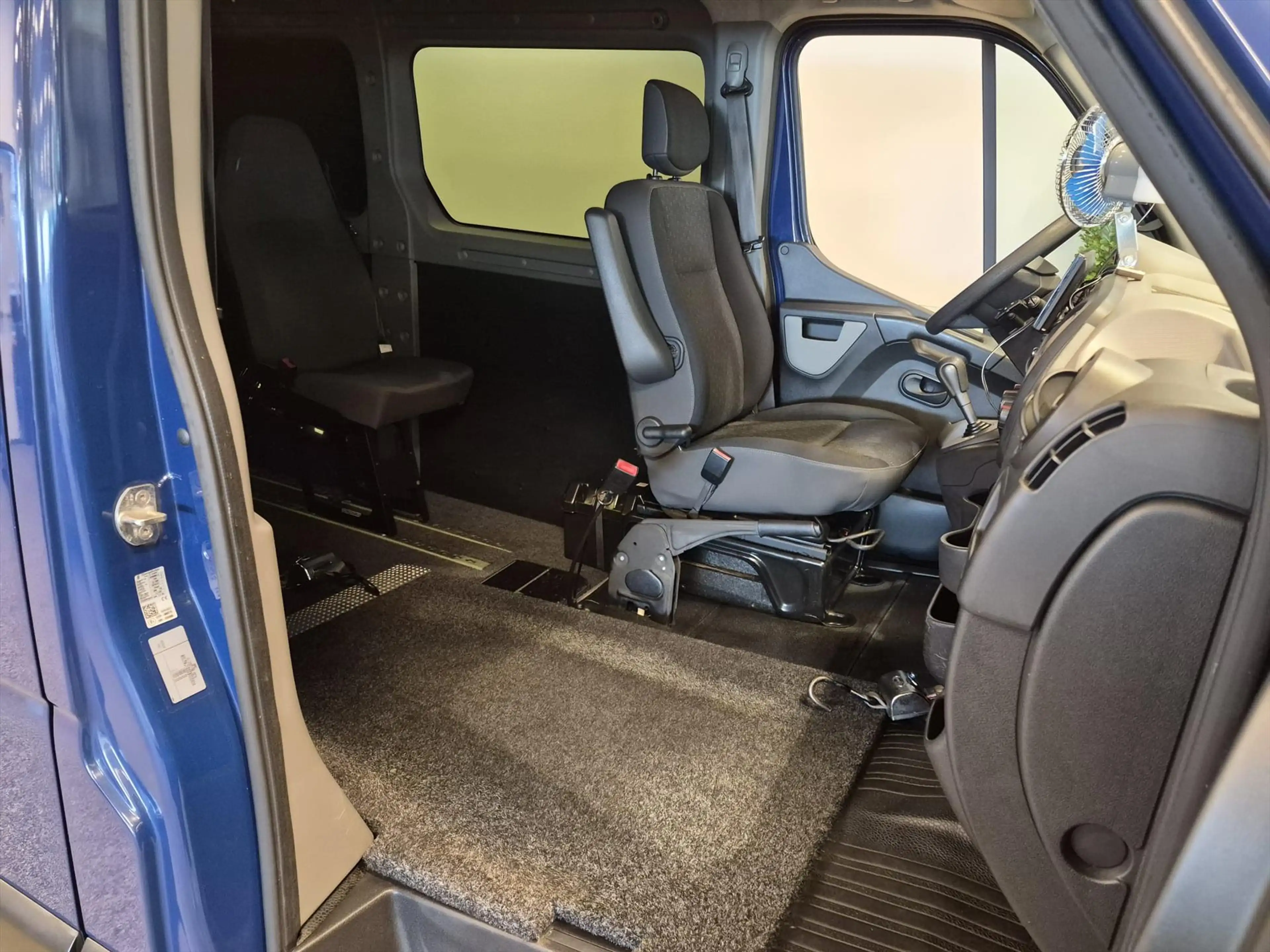 Opel Movano L1H1 2+1 Rolstoelbus Automaat Rolstoel voorin — photo 20