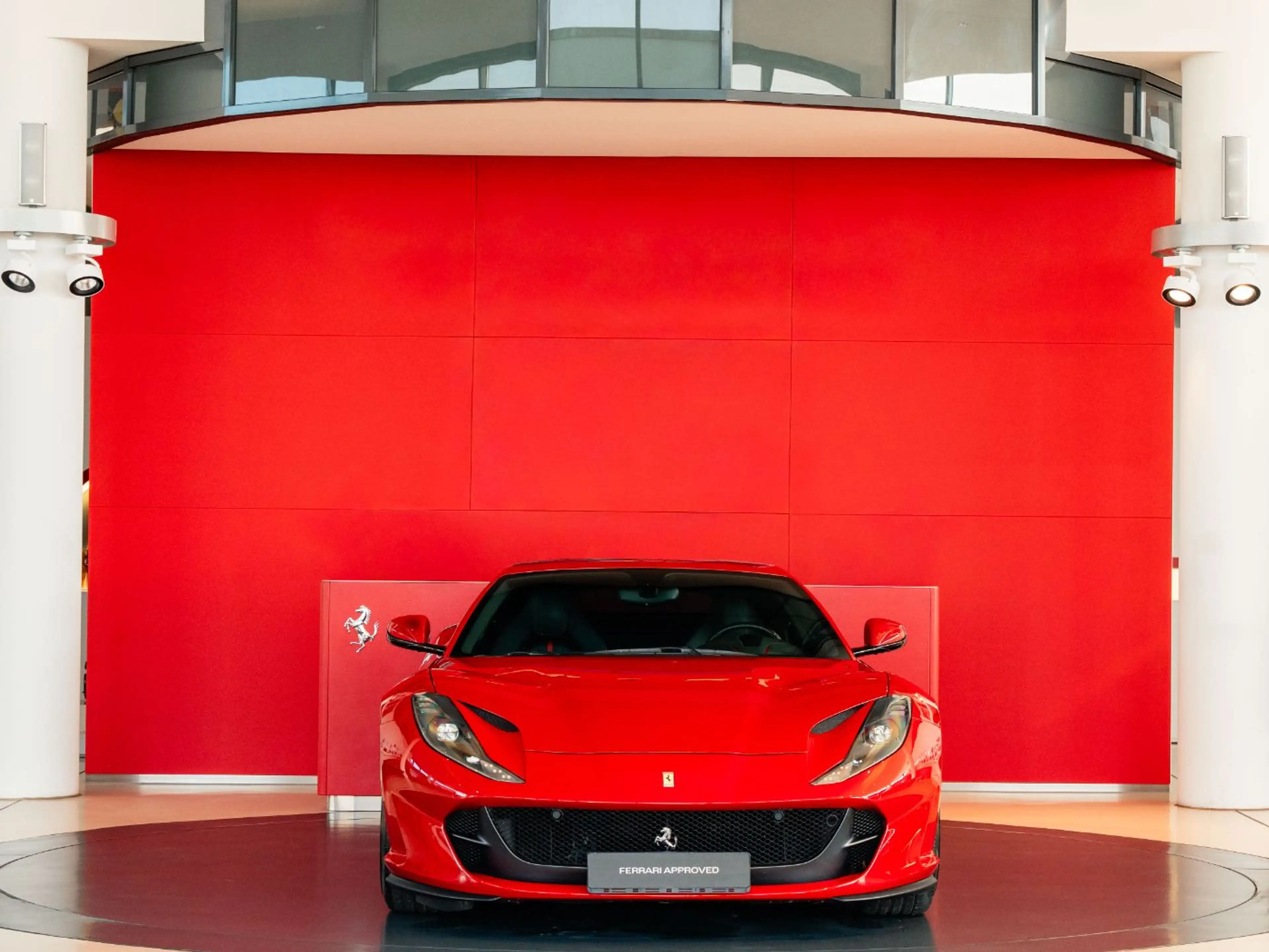 Ferrari 812 Superfast Rosso70Anni*JBL*Lift*Apple-Carplay — photo 10