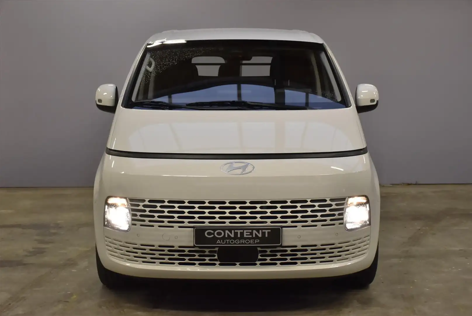 Hyundai STARIA 1.6 T-GDi Hybride 225pk Automaat Wit - 2