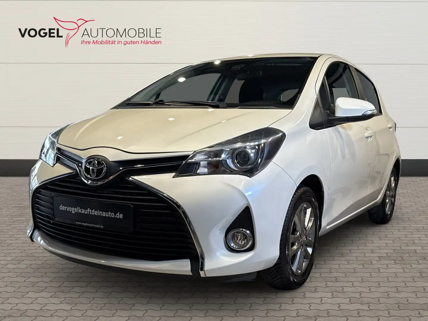 Toyota Yaris 1.3 Edition S Kam.+LM Weiß - 1