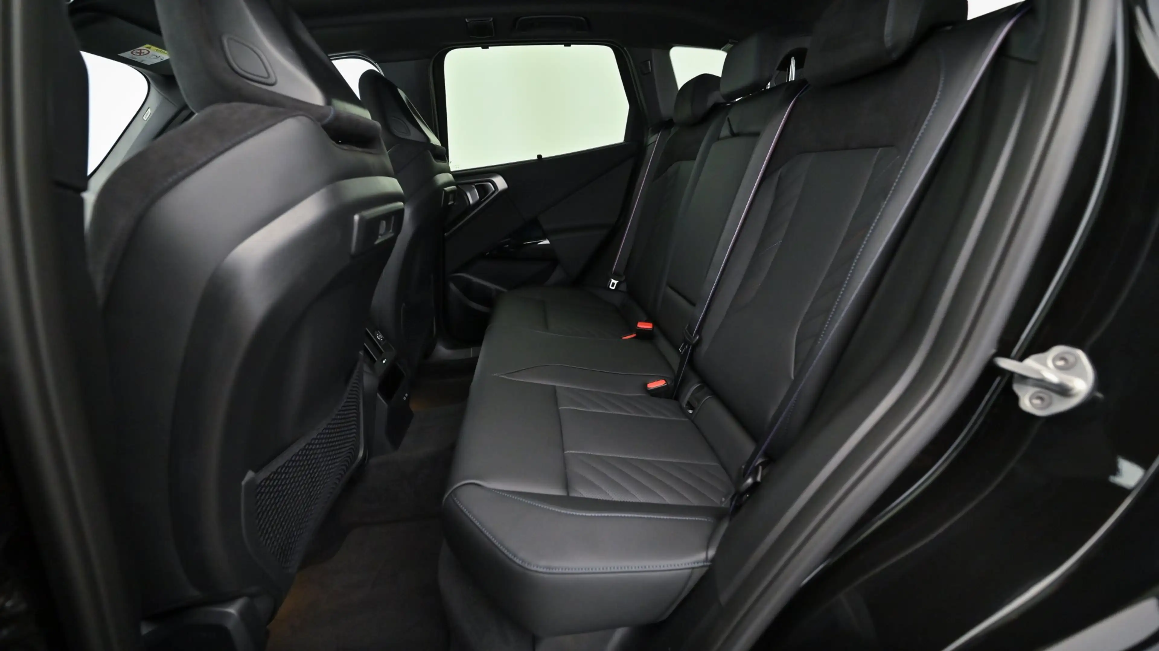 BMW X3 30e xDrive — photo 5