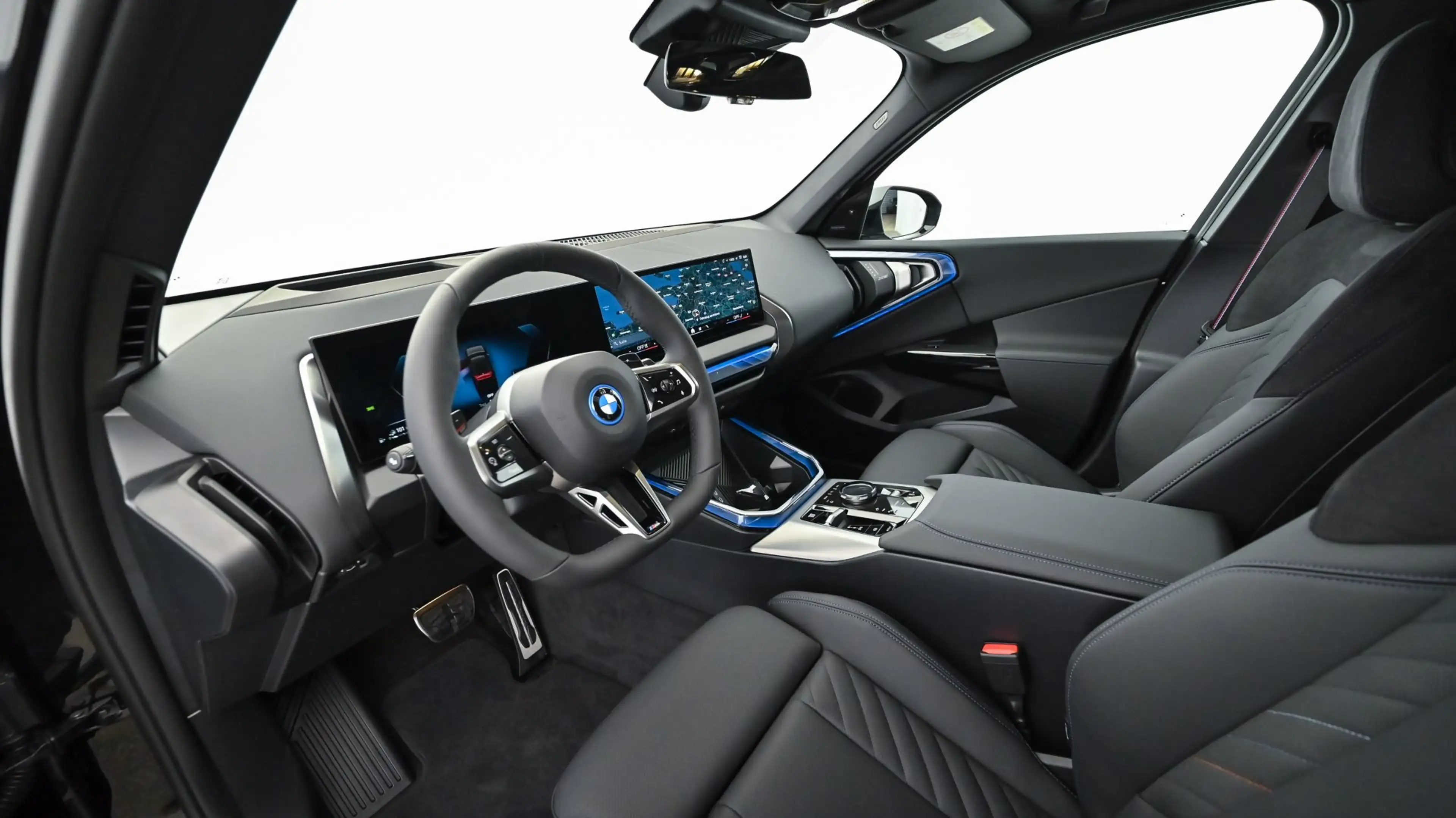 BMW X3 30e xDrive — photo 13