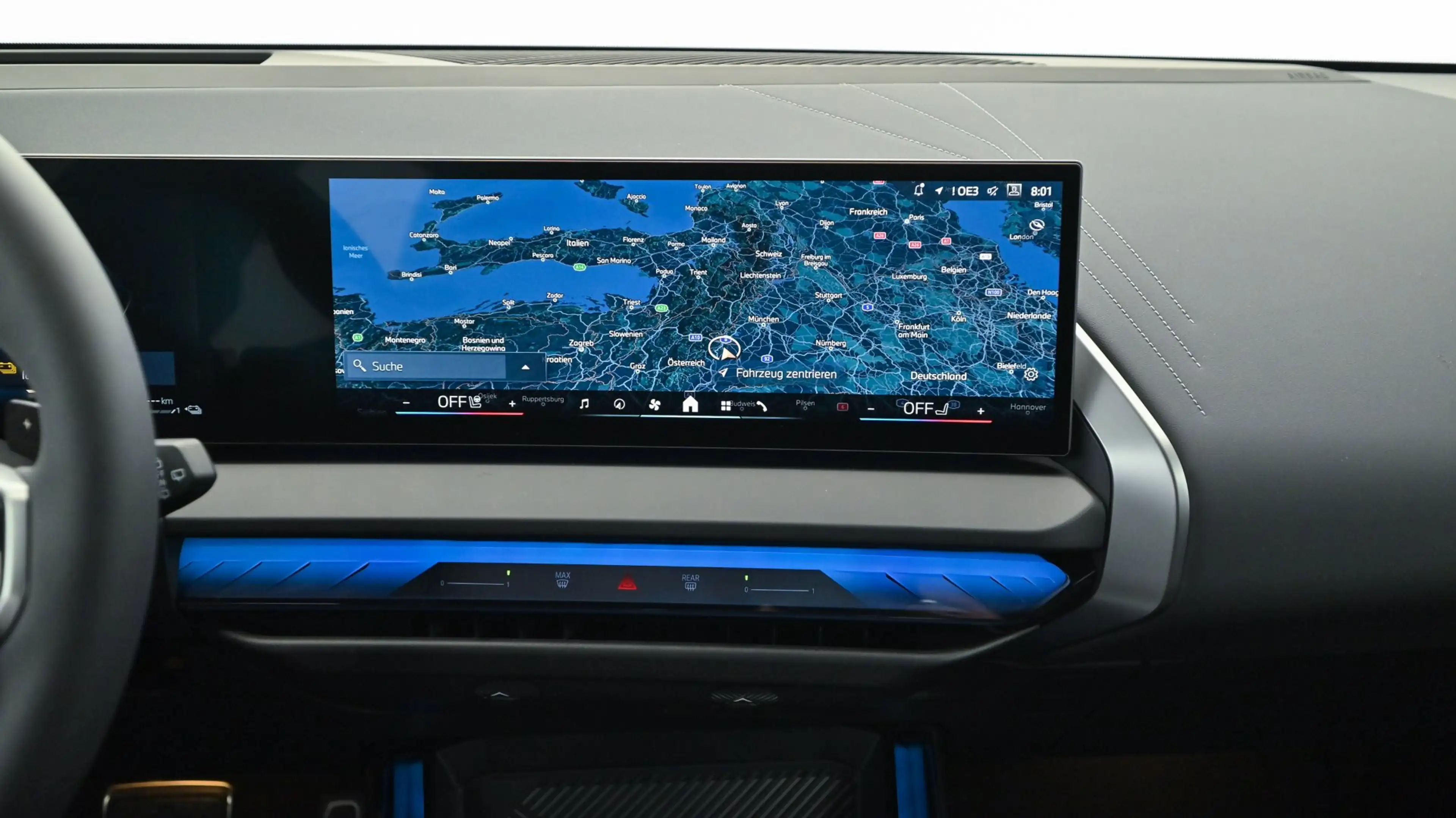BMW X3 30e xDrive — photo 8