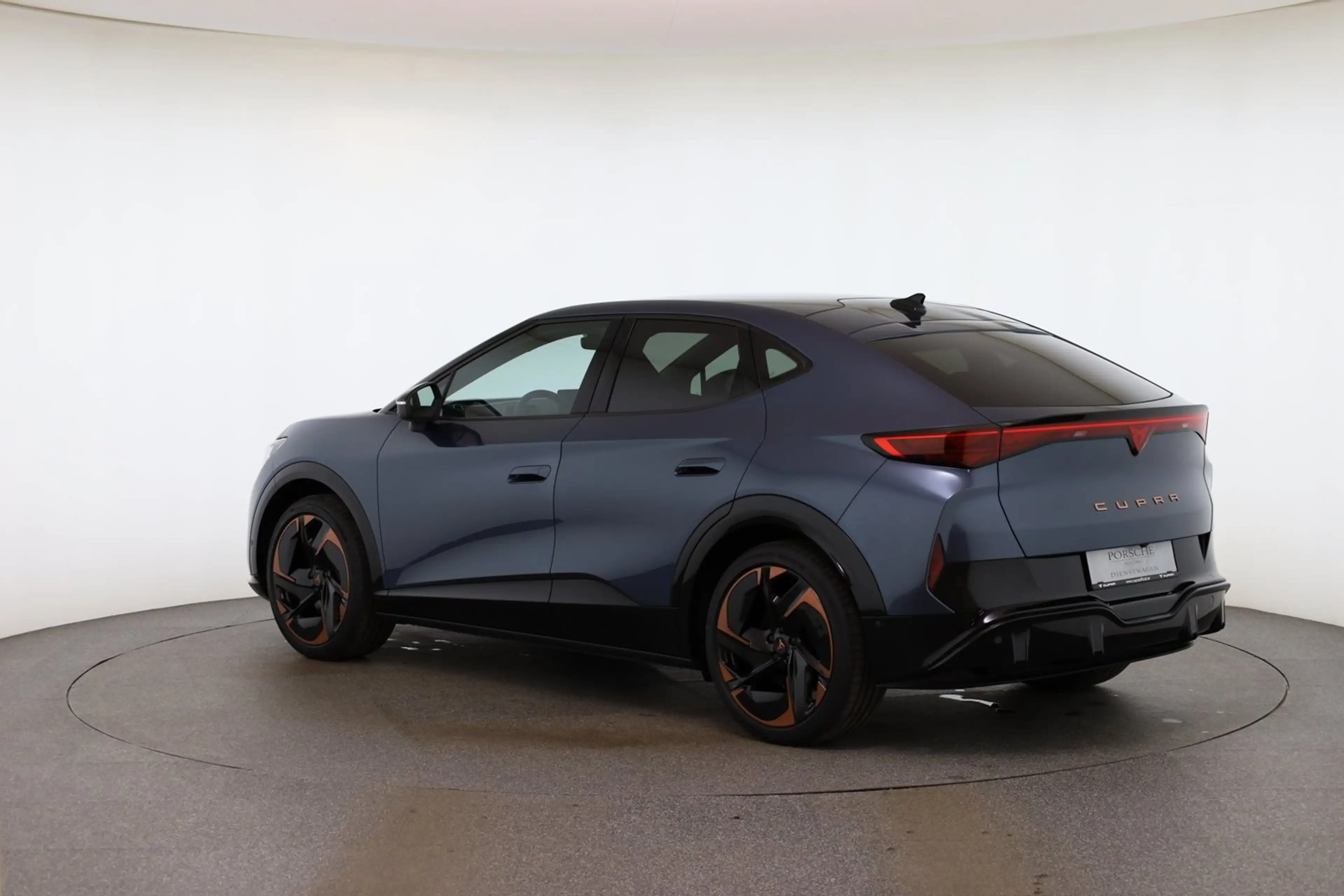 CUPRA Tavascan Adrenaline 210kW/286PS — photo 5