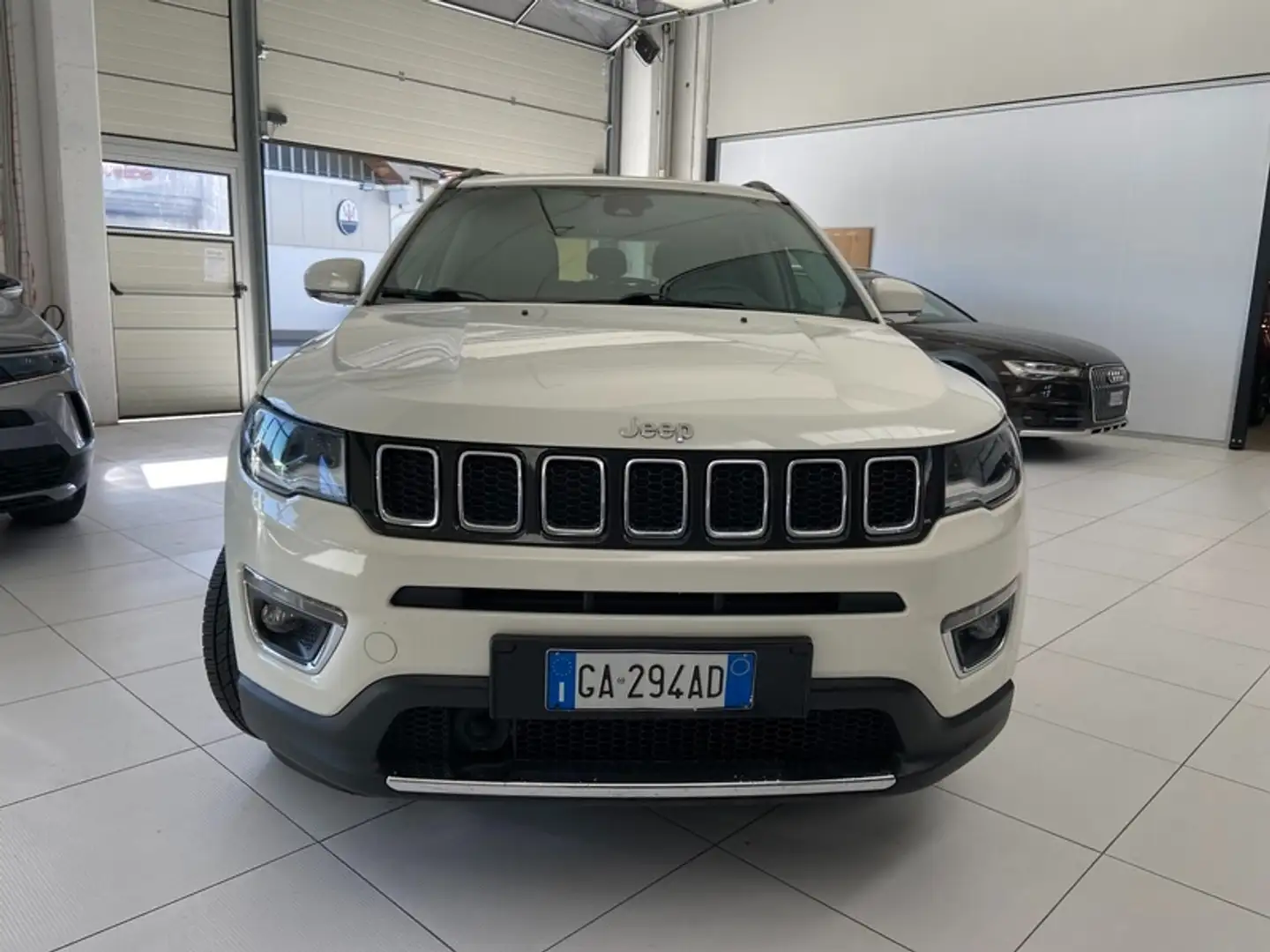 Jeep Compass 1.6 Multijet II Limited Weiß - 2