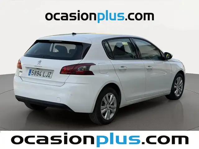 Peugeot 308 view 4