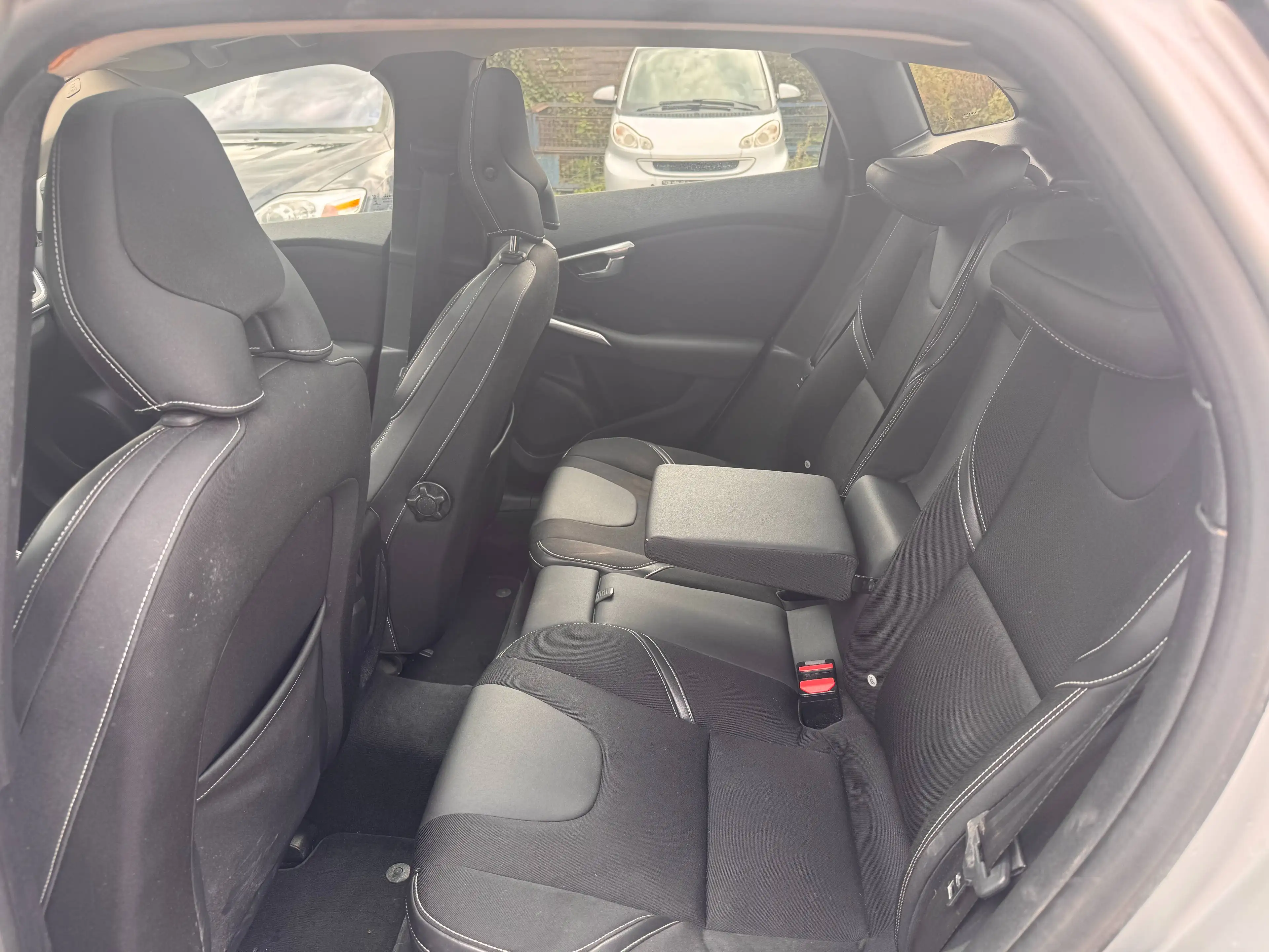 Volvo V40 V40 Diesel — photo 7