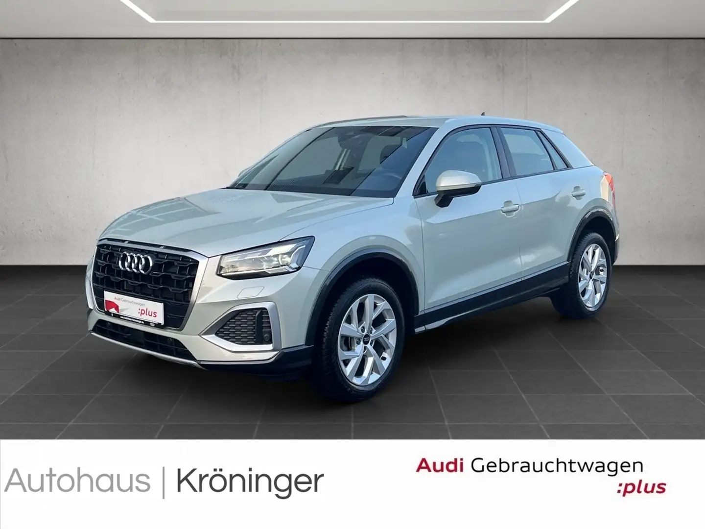 Audi Q2 35 TFSI S Tronic advanced AHK Matrix Navi Silber - 1