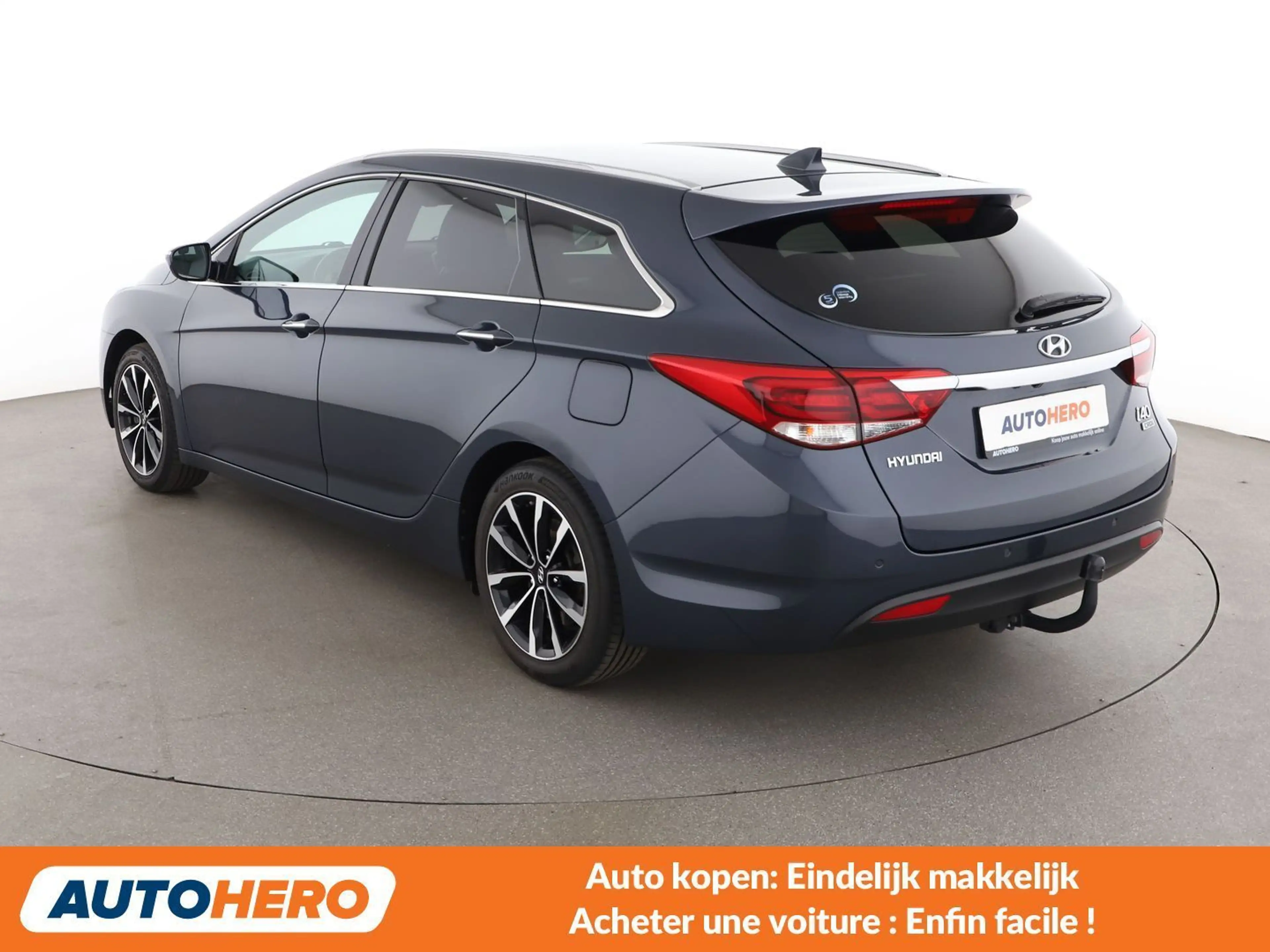 Hyundai i40 1.7 CRDi Classic Blue — photo 4